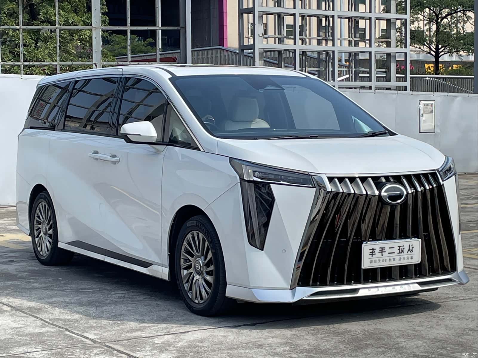Trumpchi M8, 2023 3