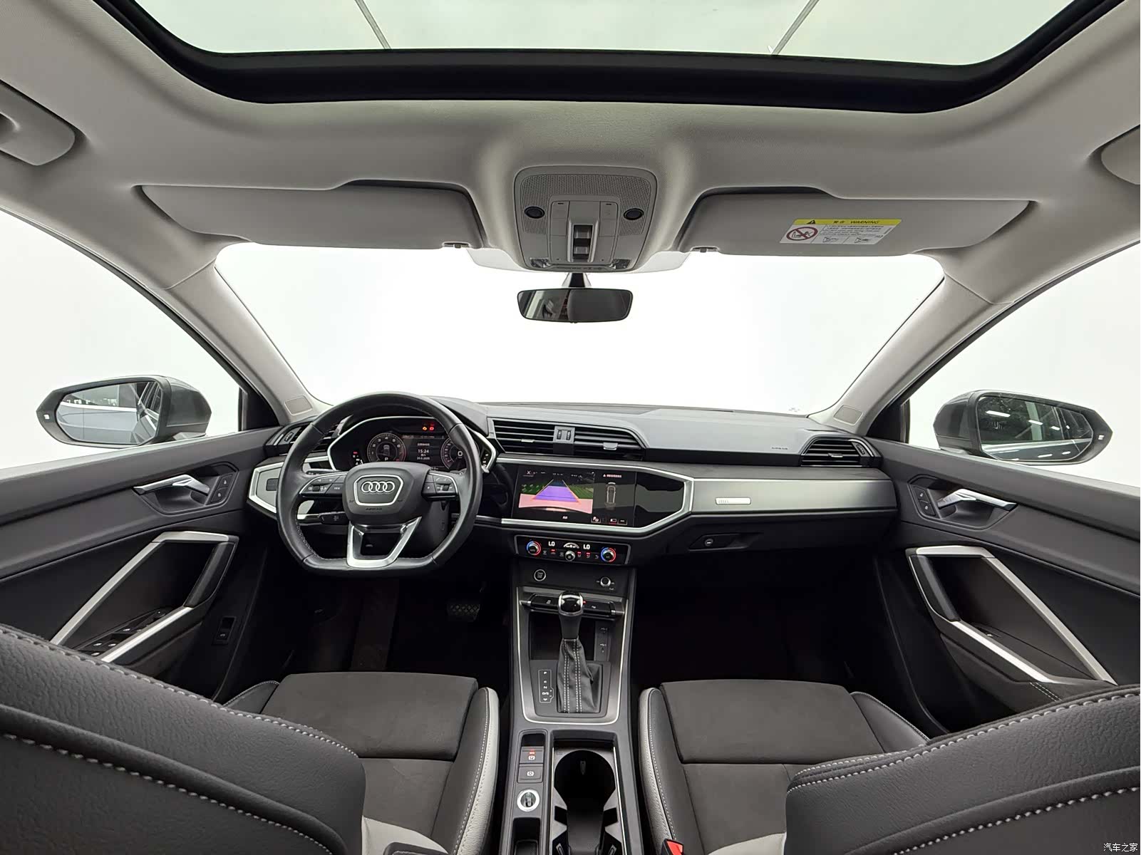 Audi Q3, 2023 9