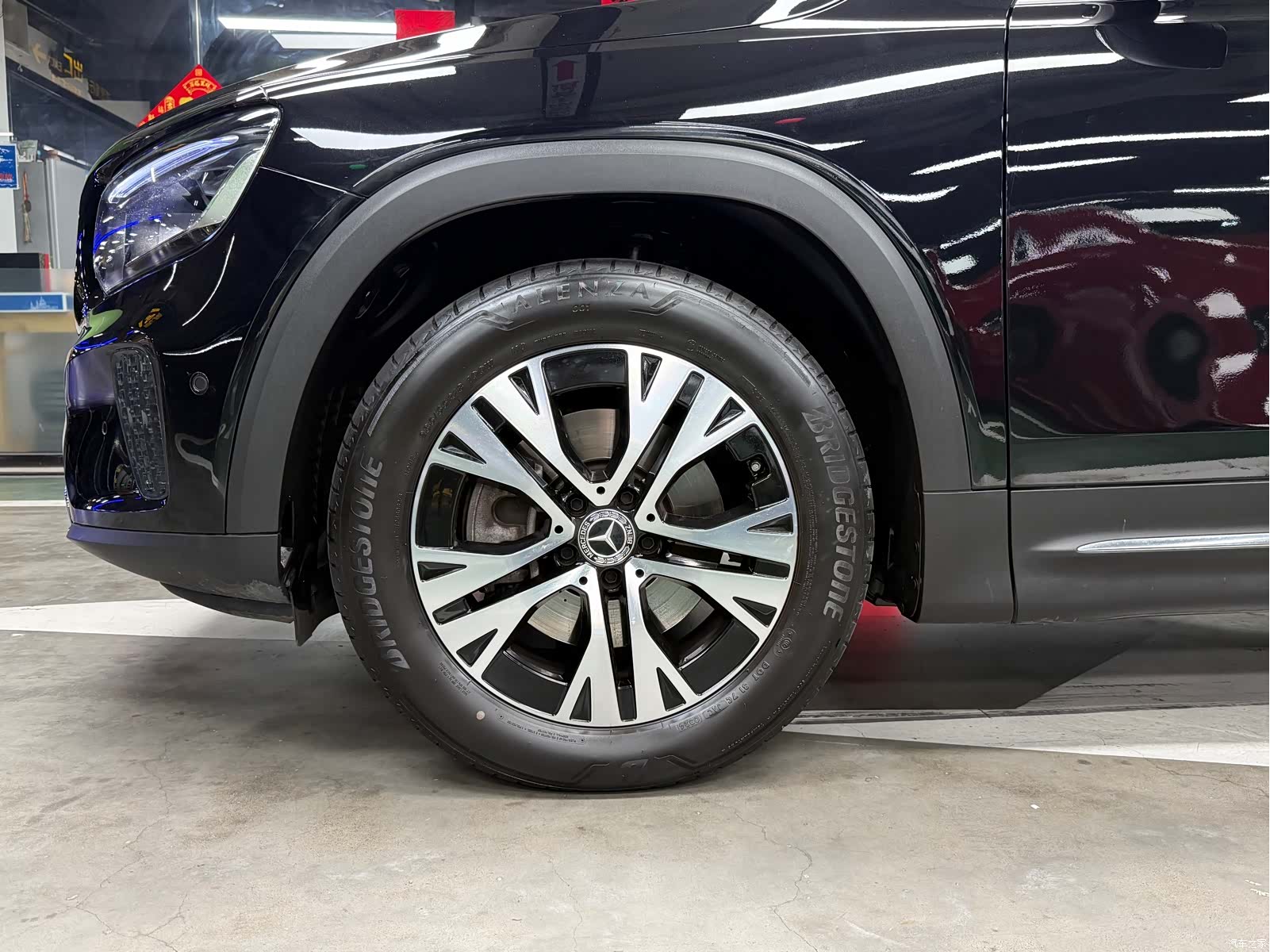 Mercedes-Benz GLB, 2024 16