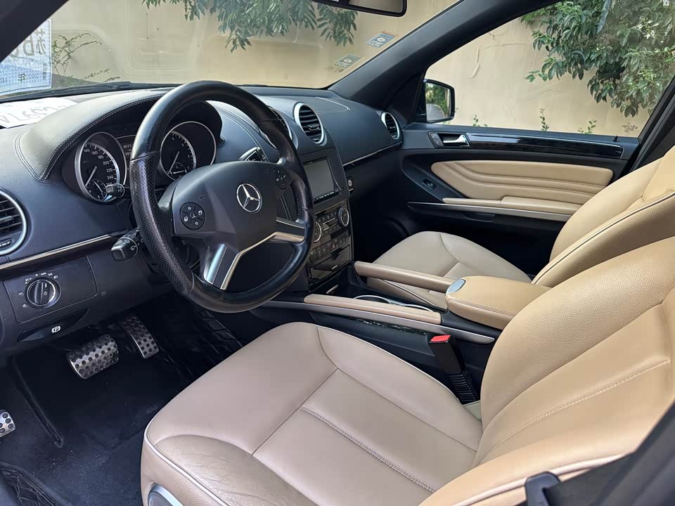 Mercedes-Benz M class