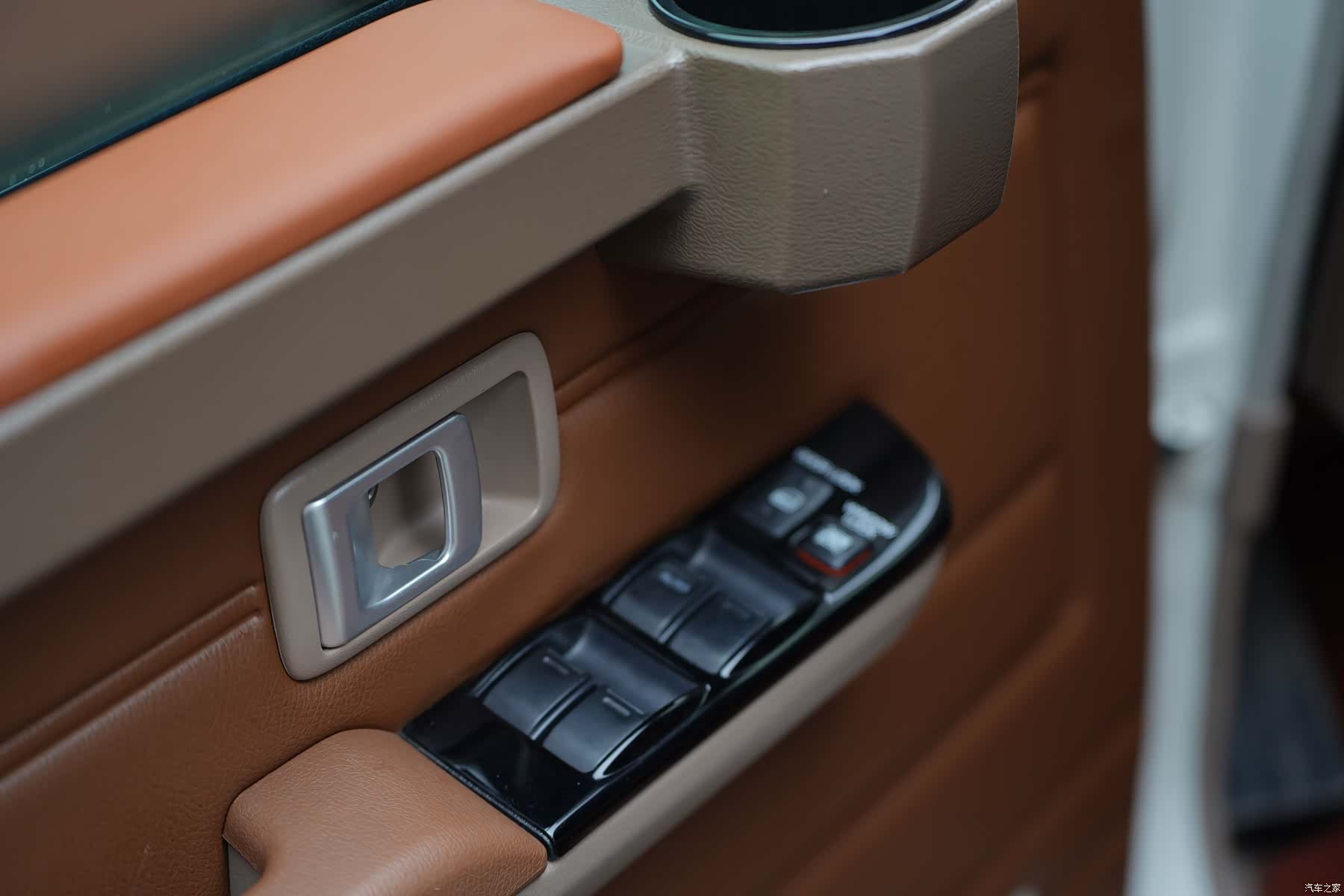 Toyota Land Cruiser, 2024 14