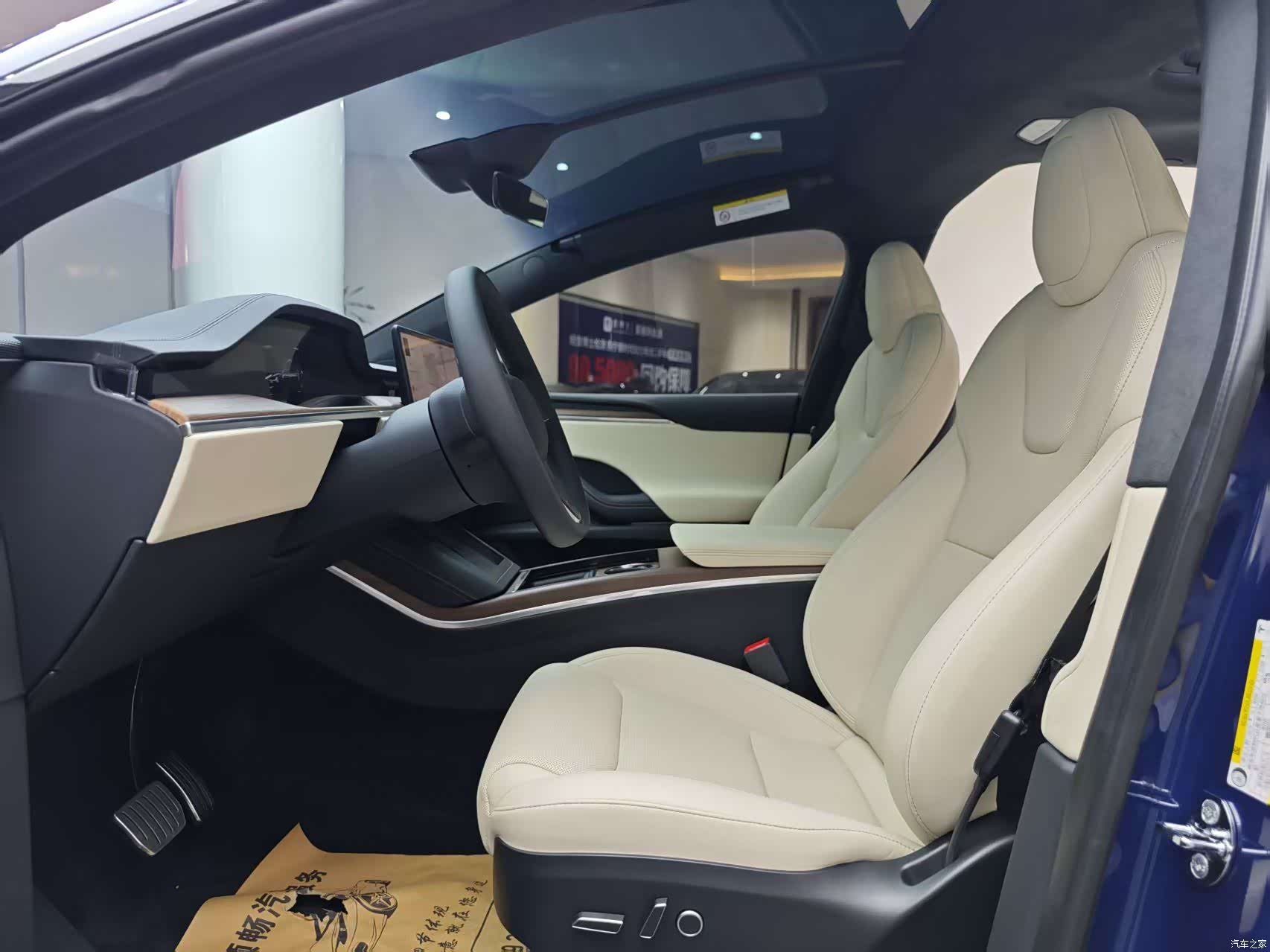 Tesla Model X, 2023 все фото