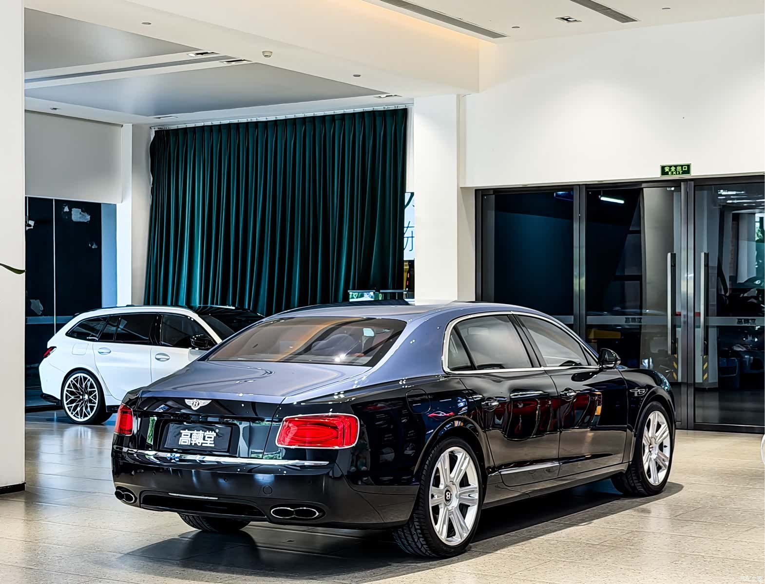 Bentley Flying Spur, 2016 все фото