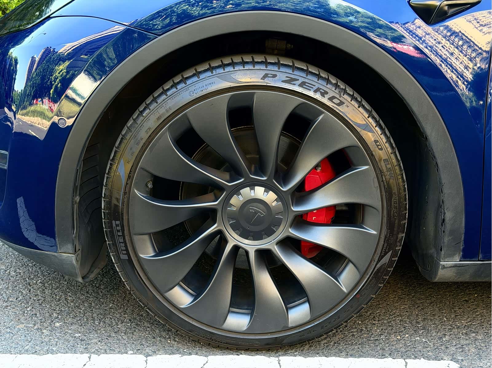 Tesla Model Y, 2022 18