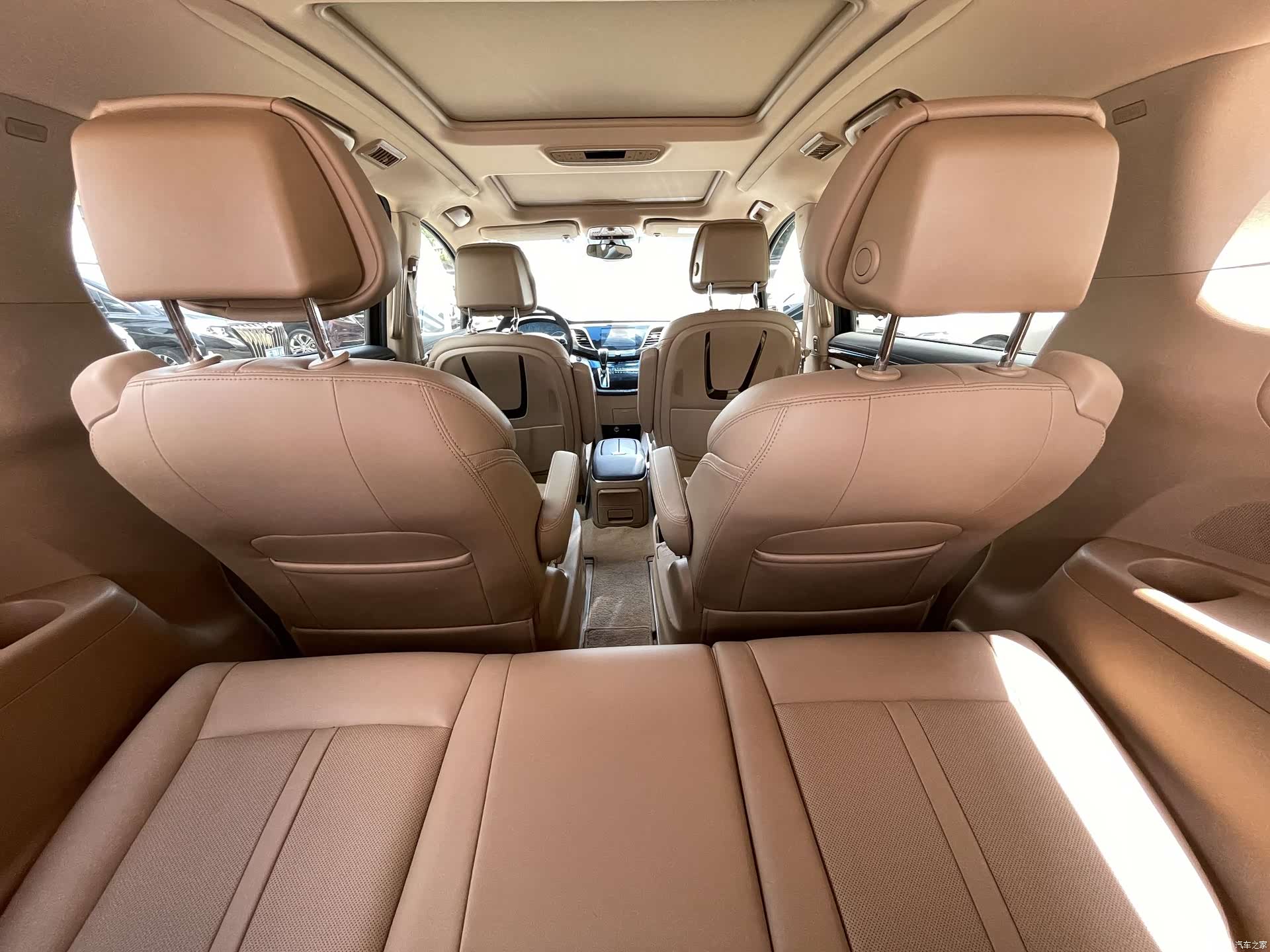 Buick GL8, 2017 18