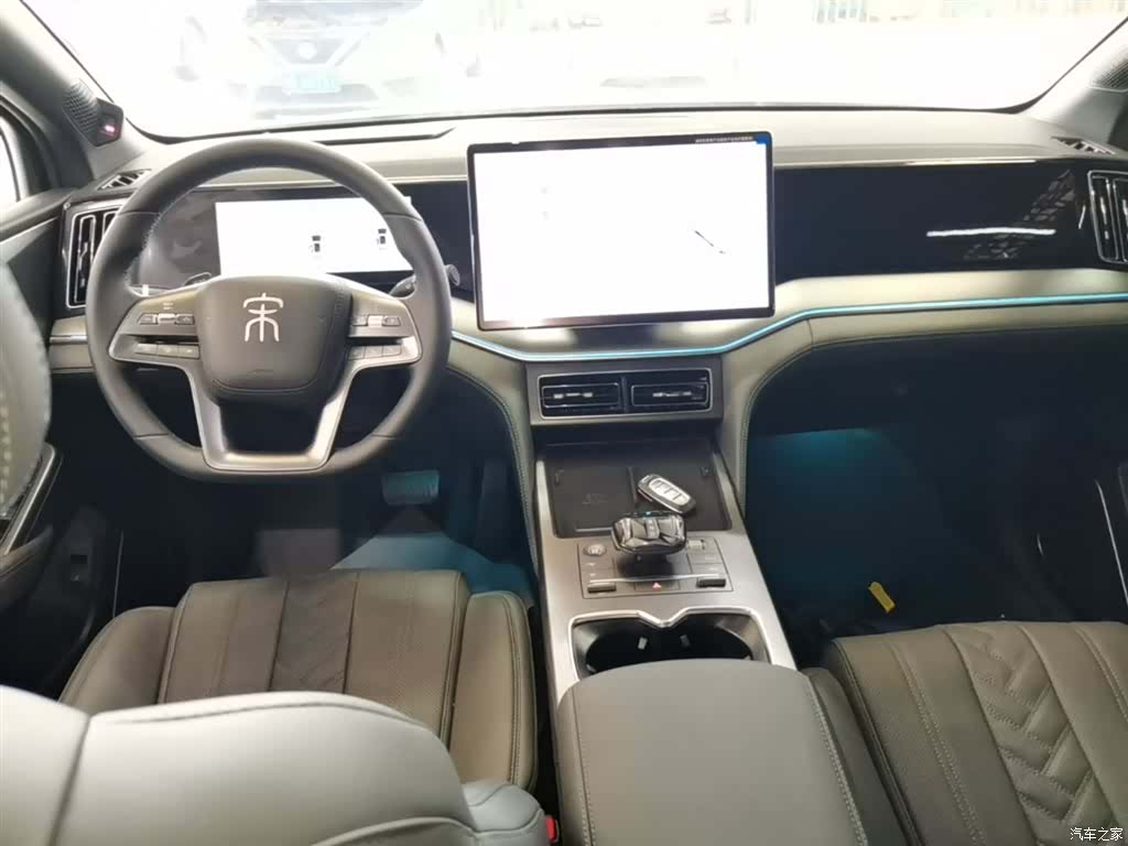 BYD Song, 2025 10