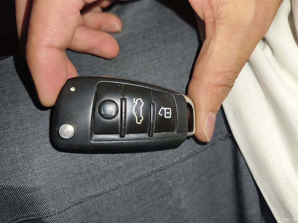 Audi Q3, 2018 9