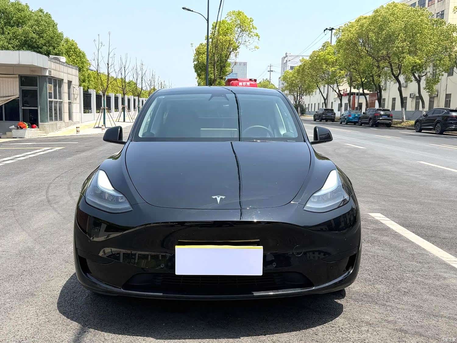 Tesla Model Y, 2023 2