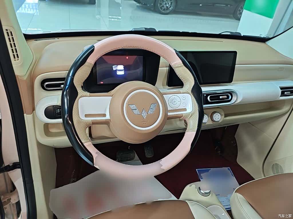 Wuling MINIEV, 2024 11