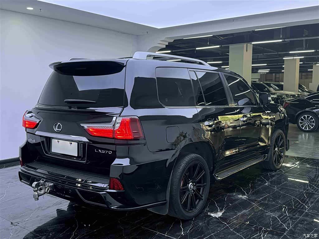 Lexus LX, 2008 23