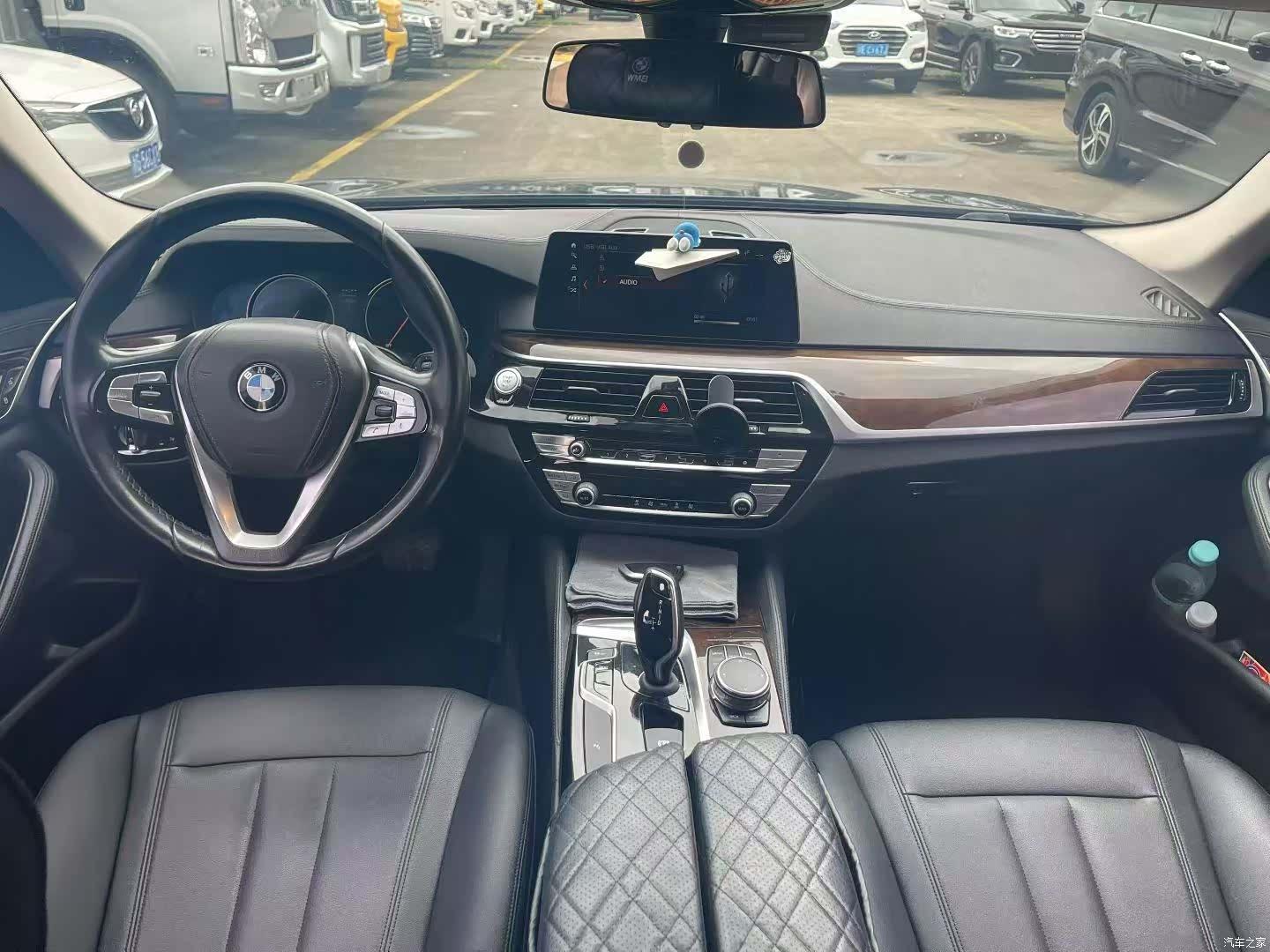BMW 5 Series, 2018 все фото