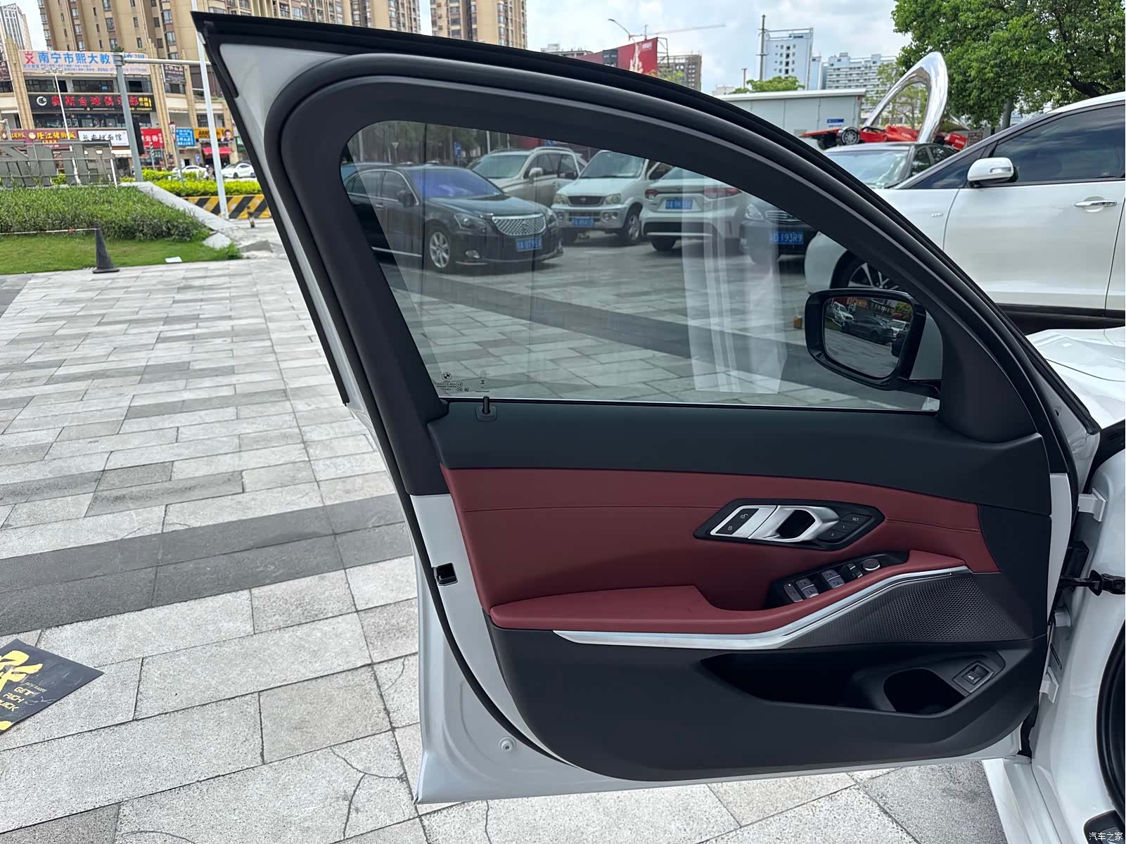 BMW 3 Series, 2023 14