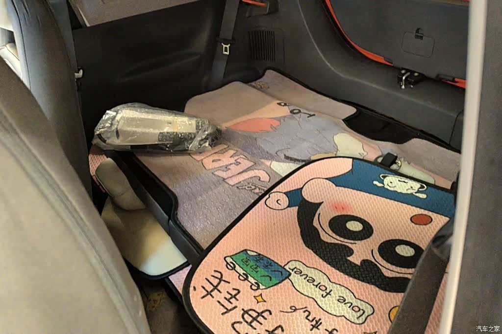 Geely Panda, 2025 10