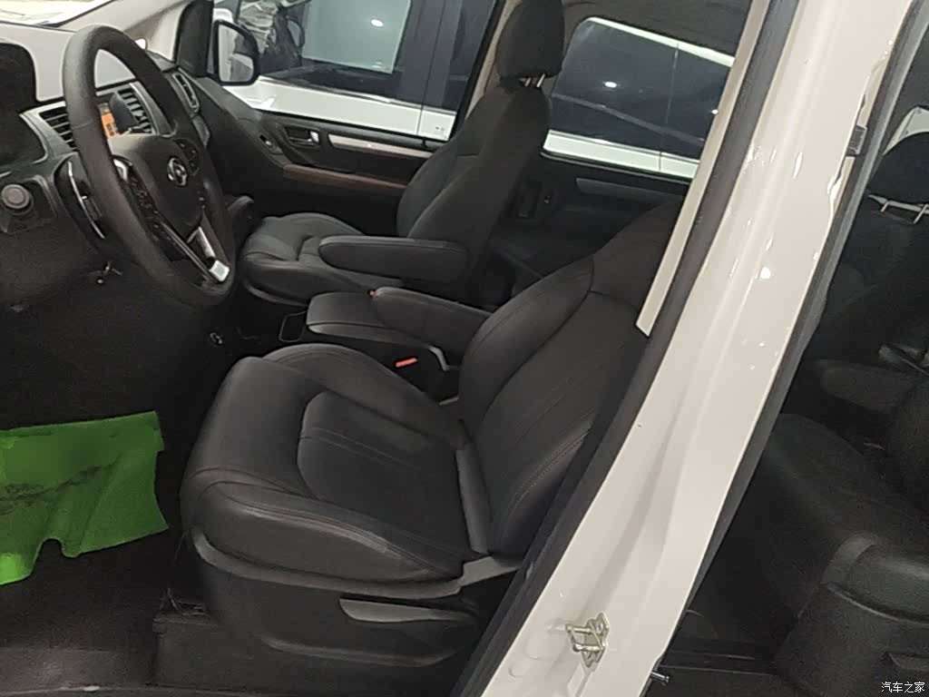 Maxus G10, 2022 15