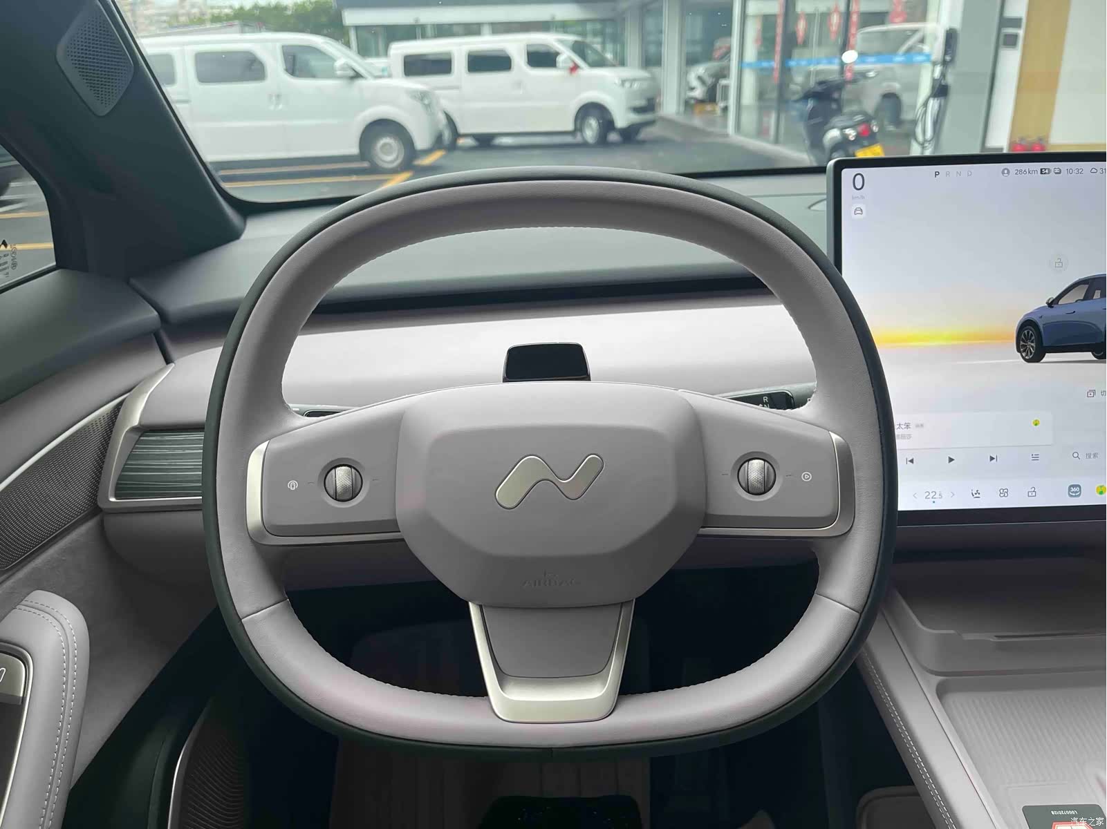 NIO L60, 2024 32