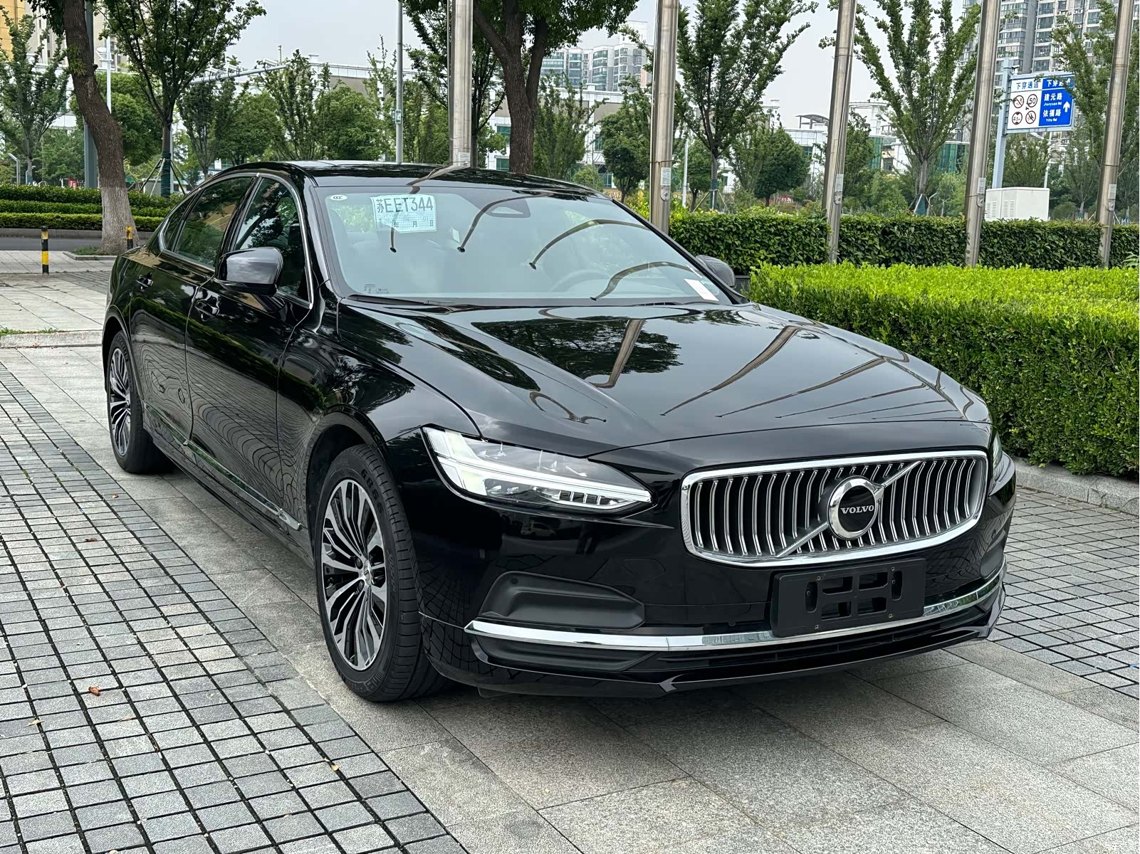 Volvo S90, 2025 3