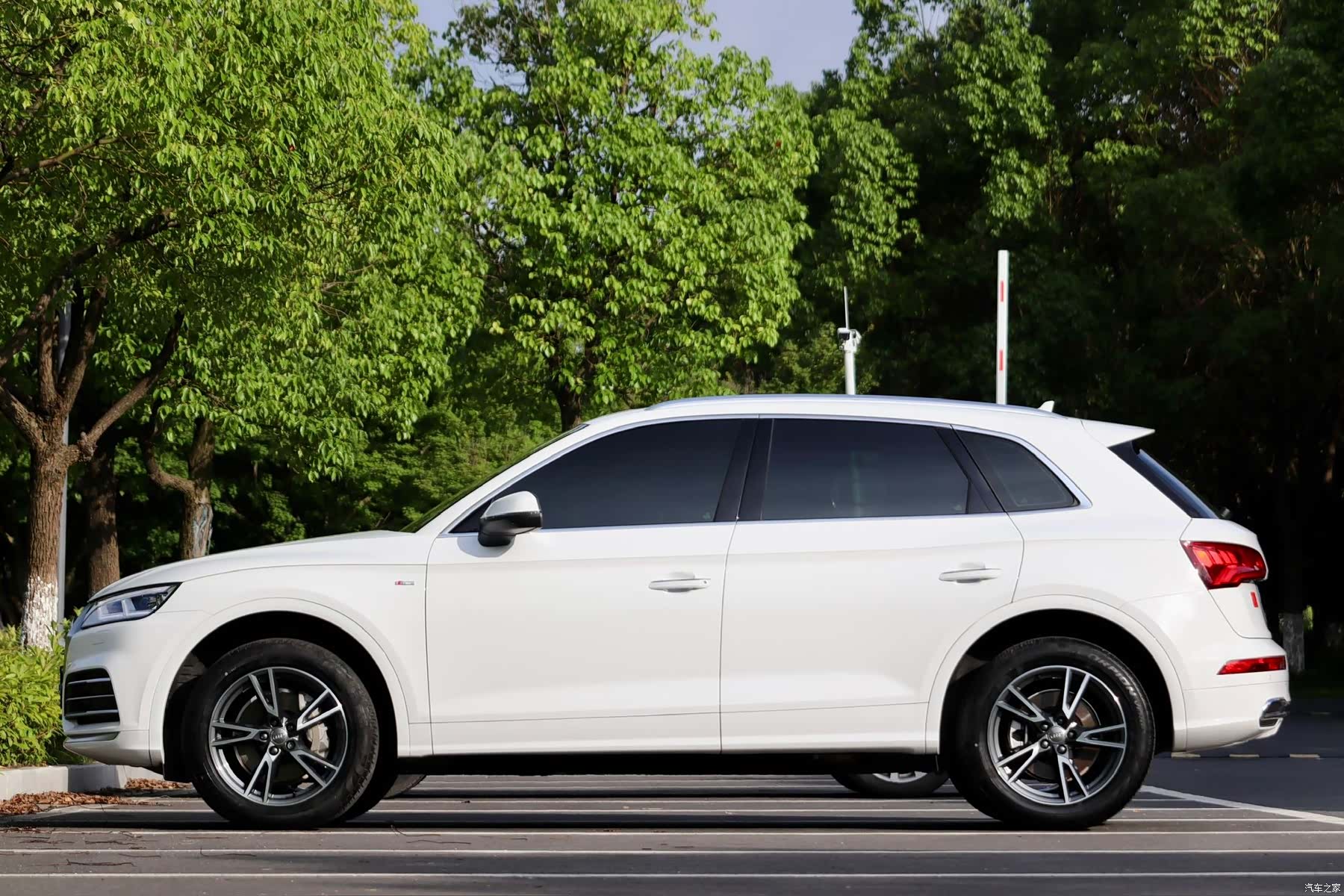 Audi Q5L, 2021 6