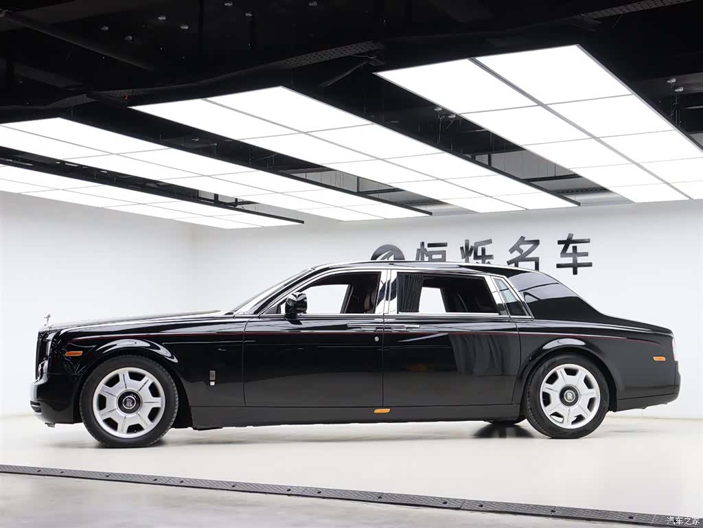 Rolls-Royce Phantom, 2013 23
