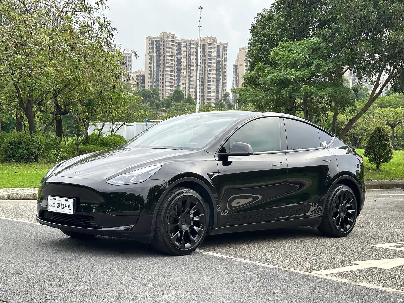 Tesla Model Y, 2022 1
