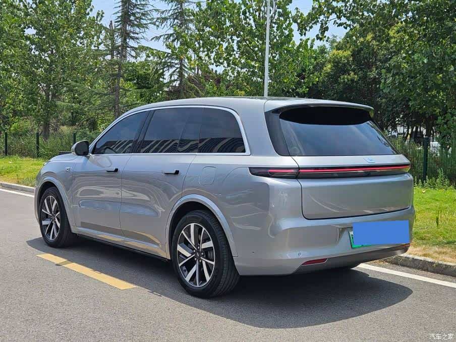 Li Auto L8, 2023 4