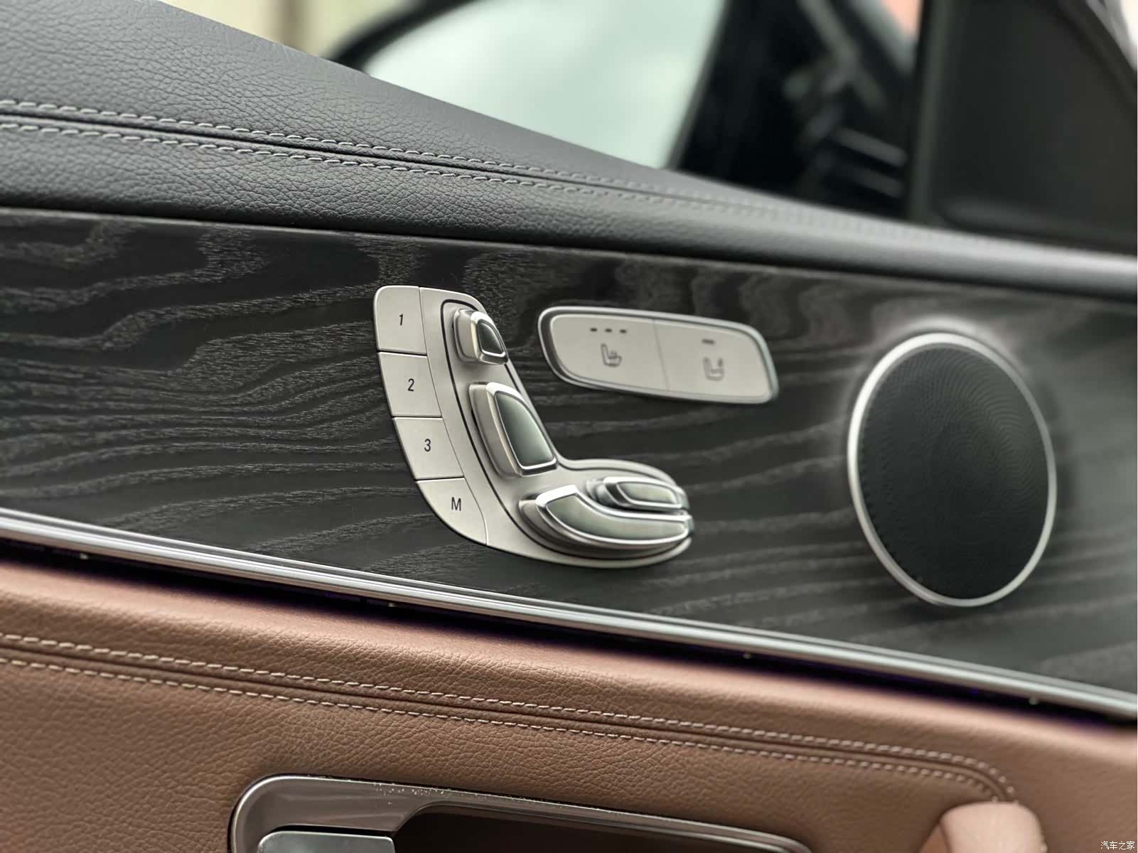 Mercedes-Benz E-Class, 2019 11