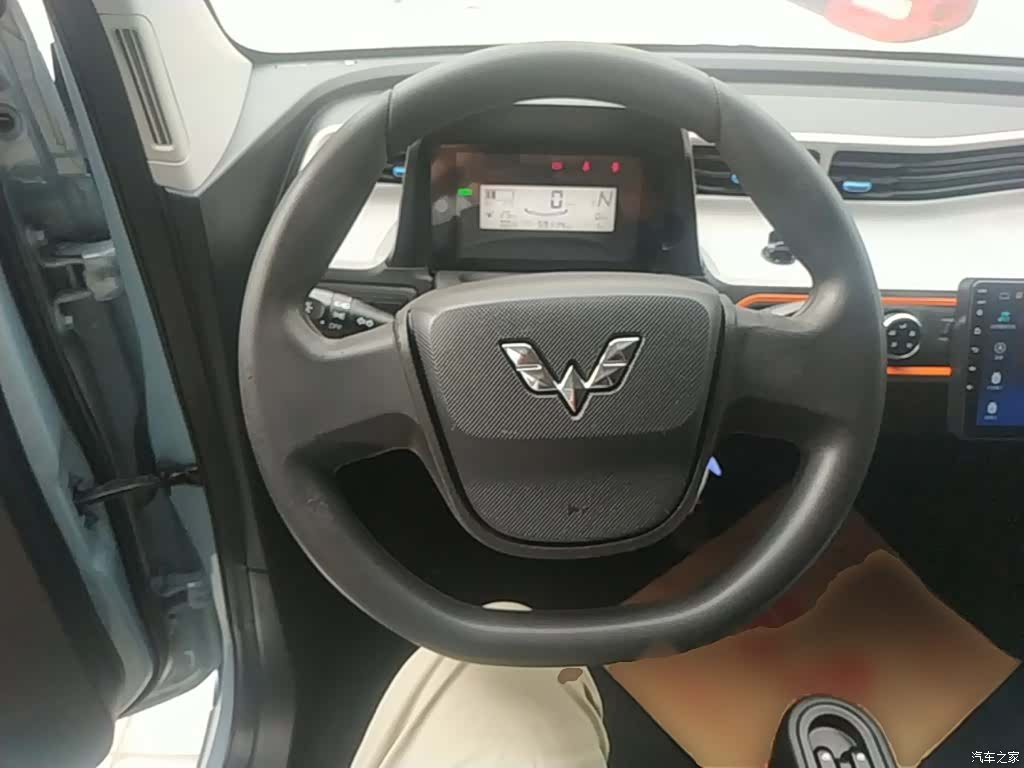 Wuling MINIEV, 2022 11