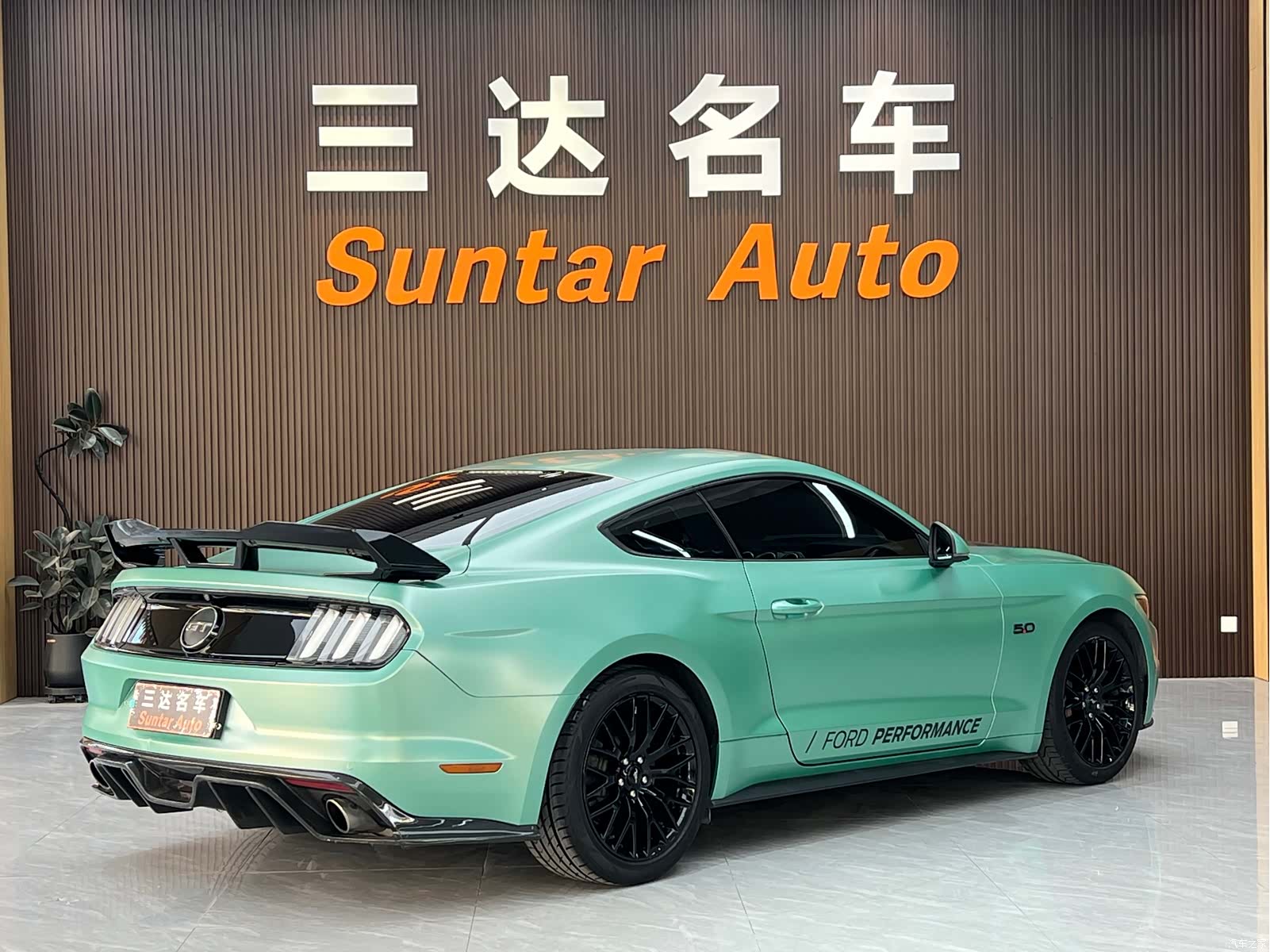 Ford Mustang, 2017 6