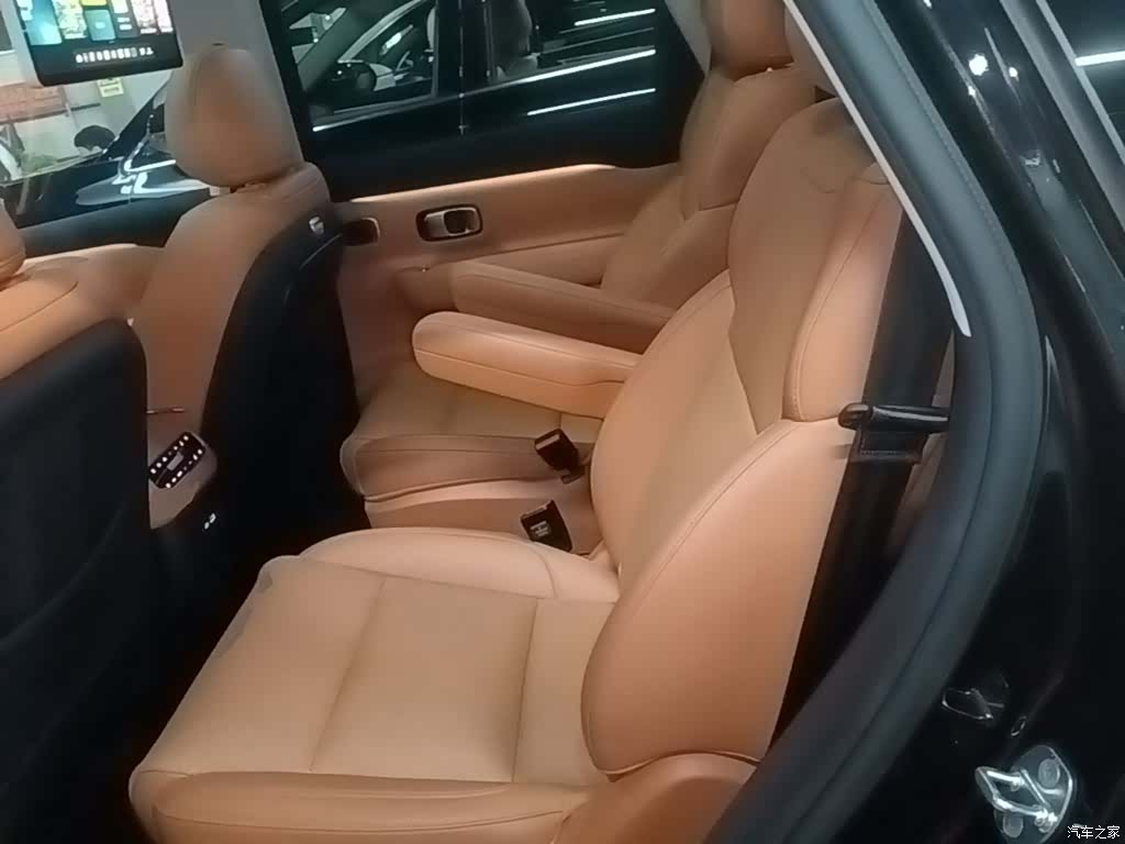 Leapmotor C16, 2025 17