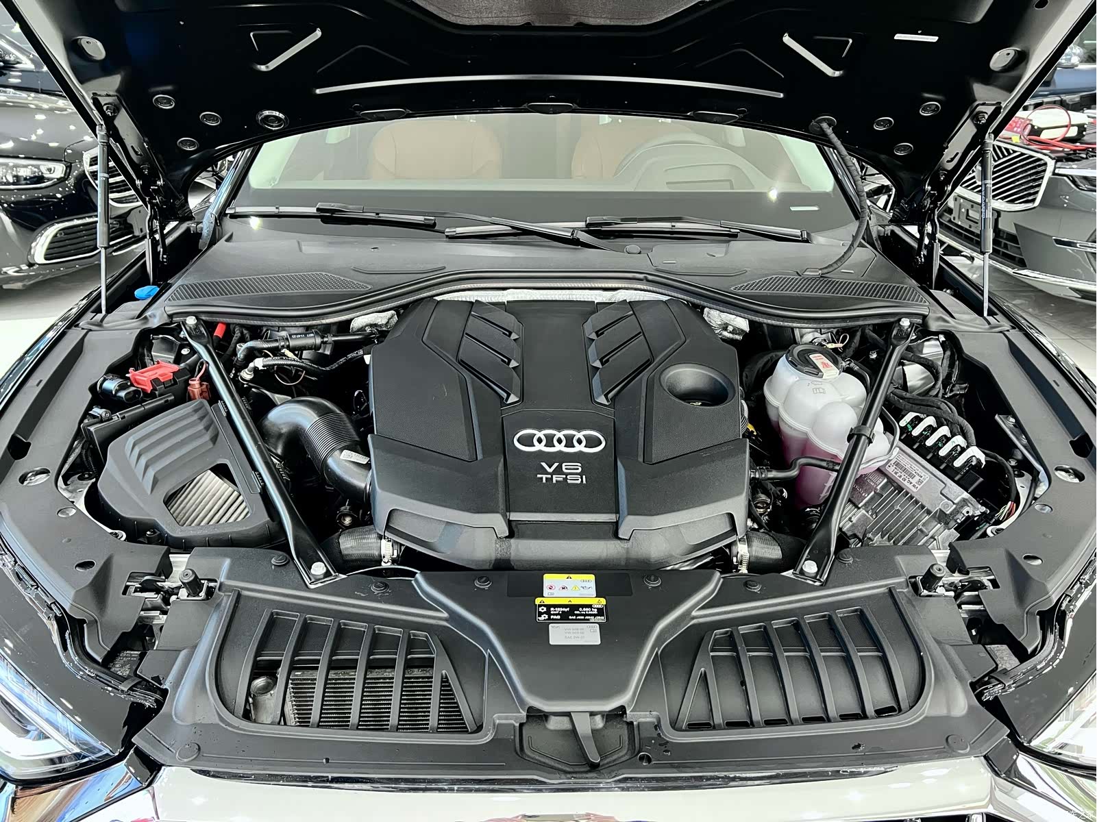 Audi A8L, 2025 29
