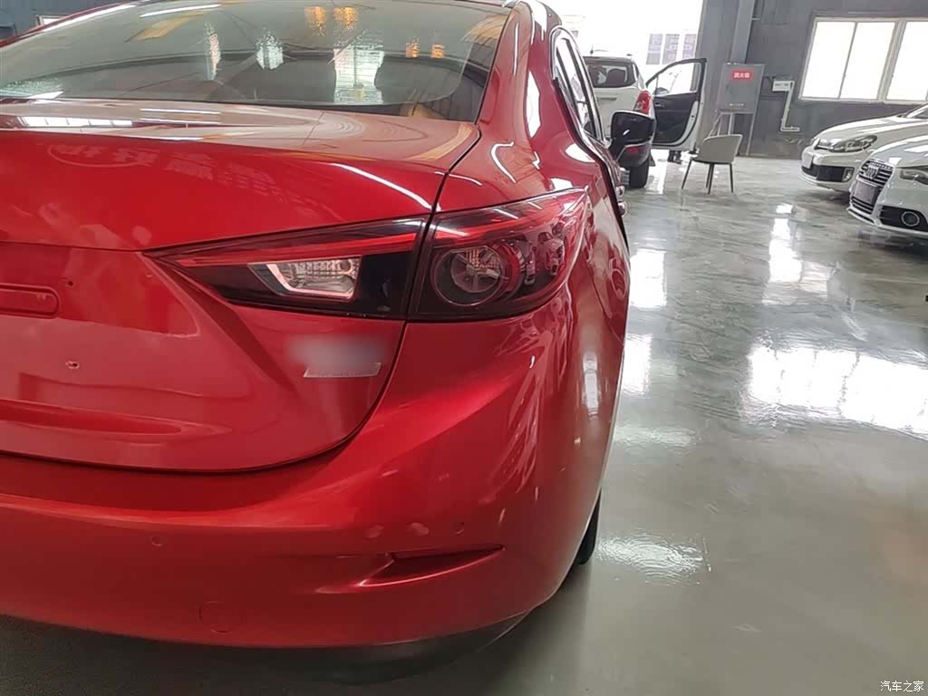 Mazda Mazda3, 2017 8