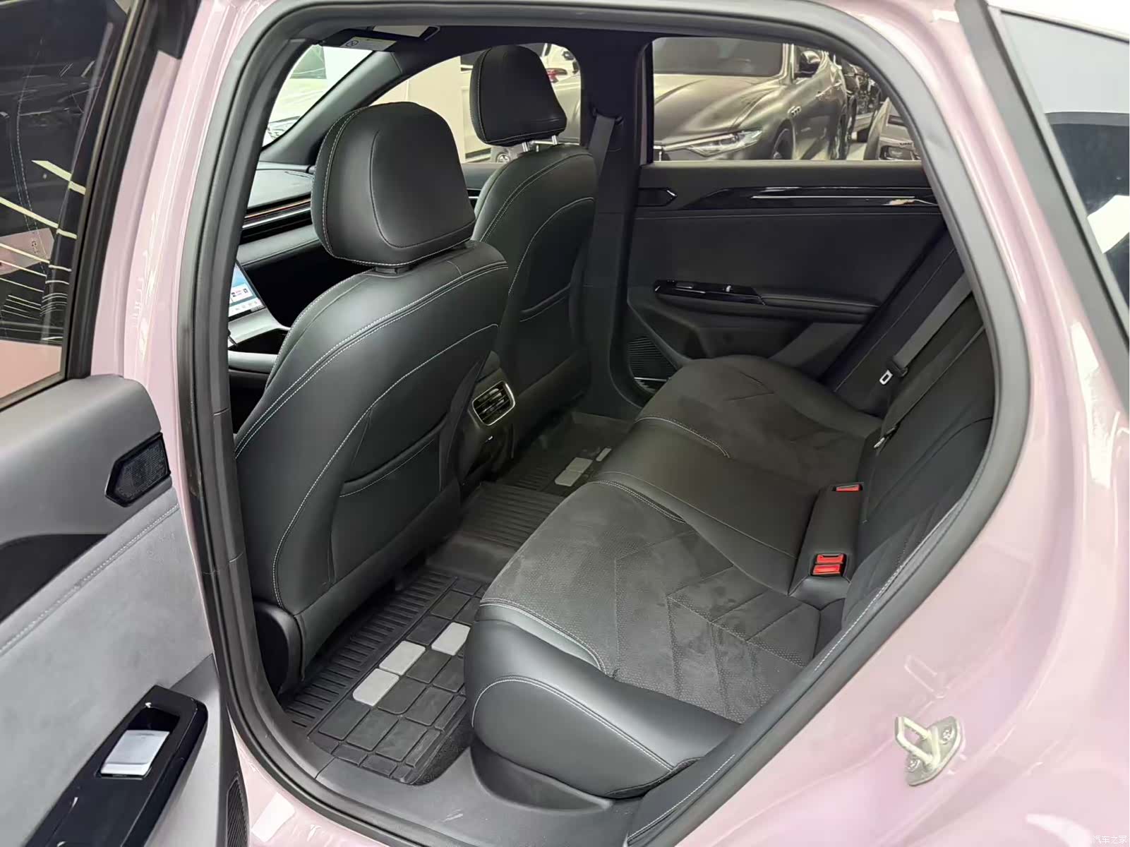 Geely Galaxy L6, 2024 7