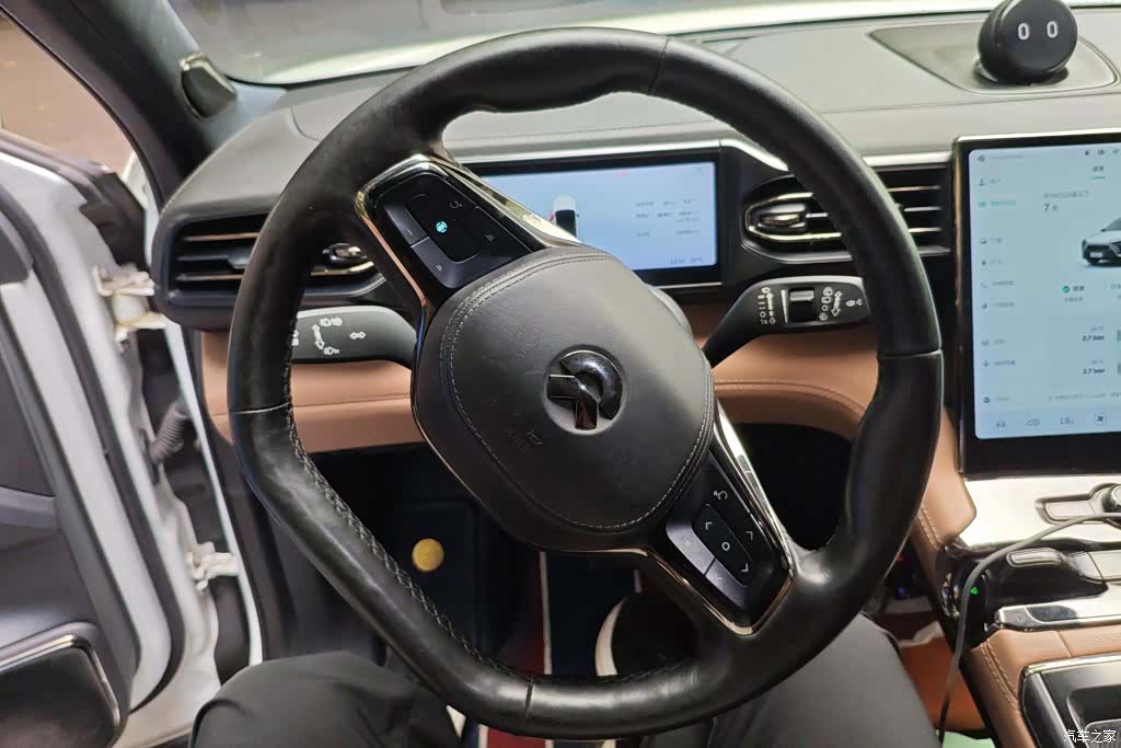 NIO ES8, 2020 15