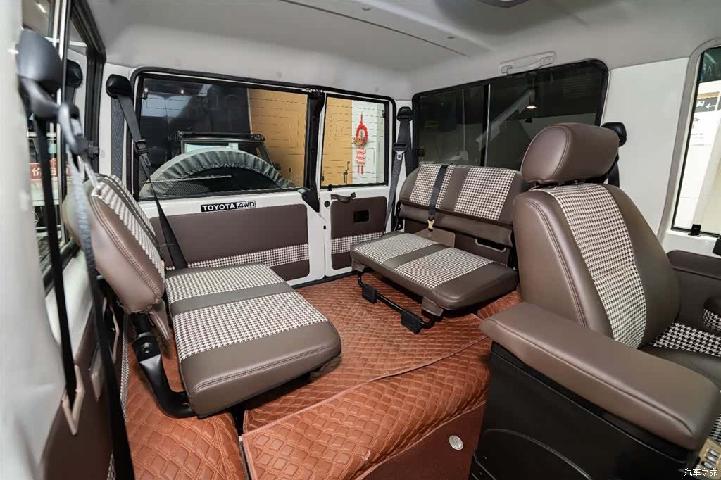 Toyota Land Cruiser, 2024 10