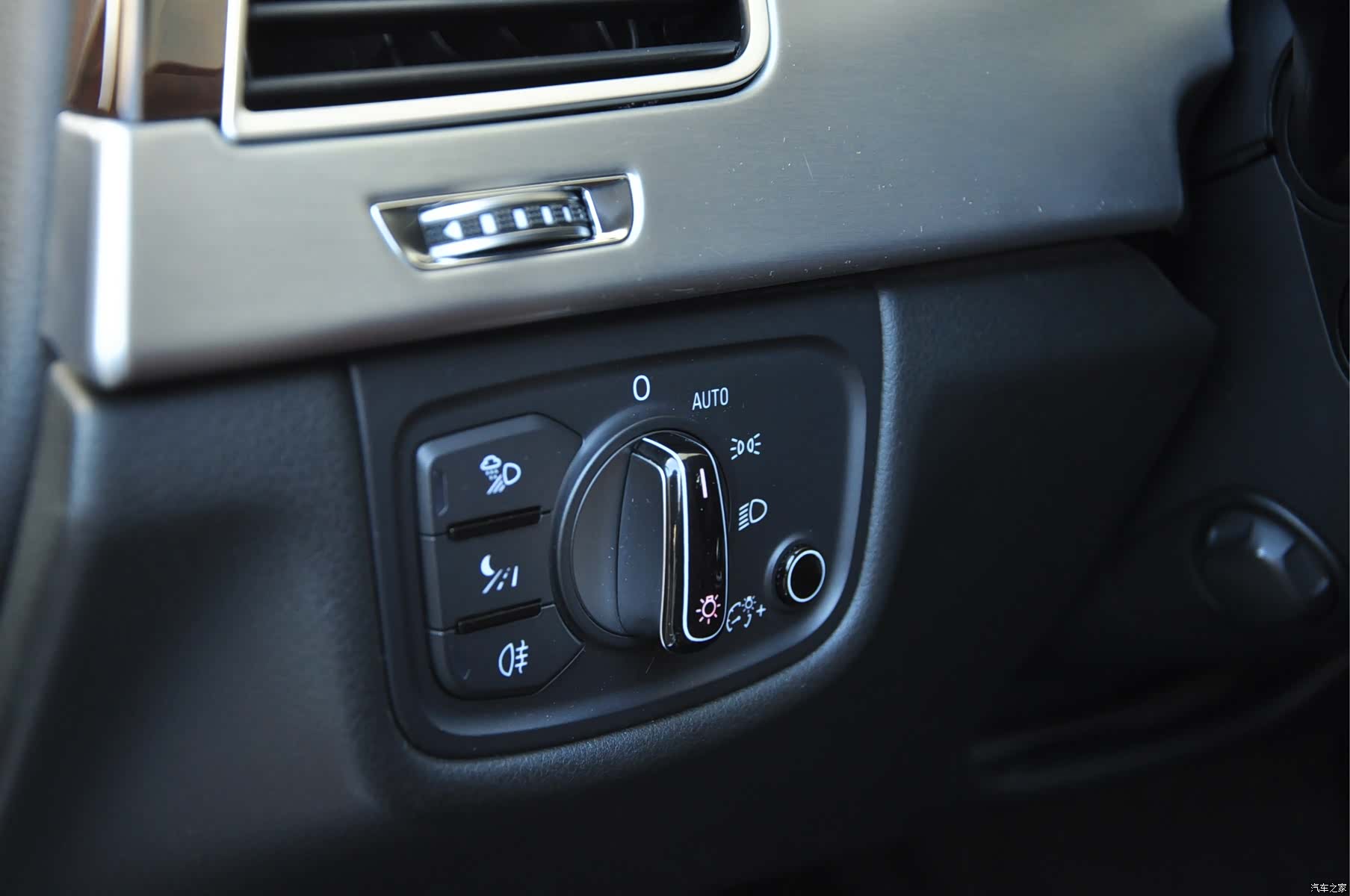 Audi A8L, 2014 12