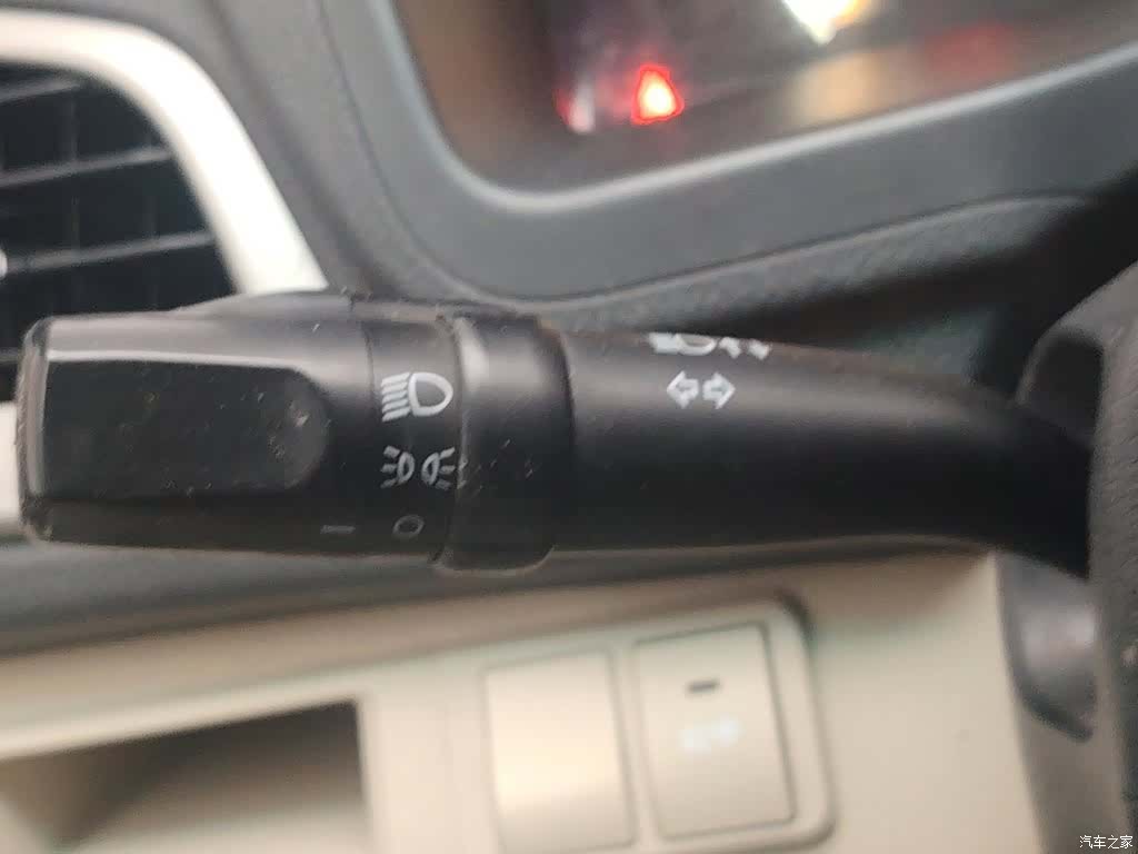 BYD F3, 2015 21