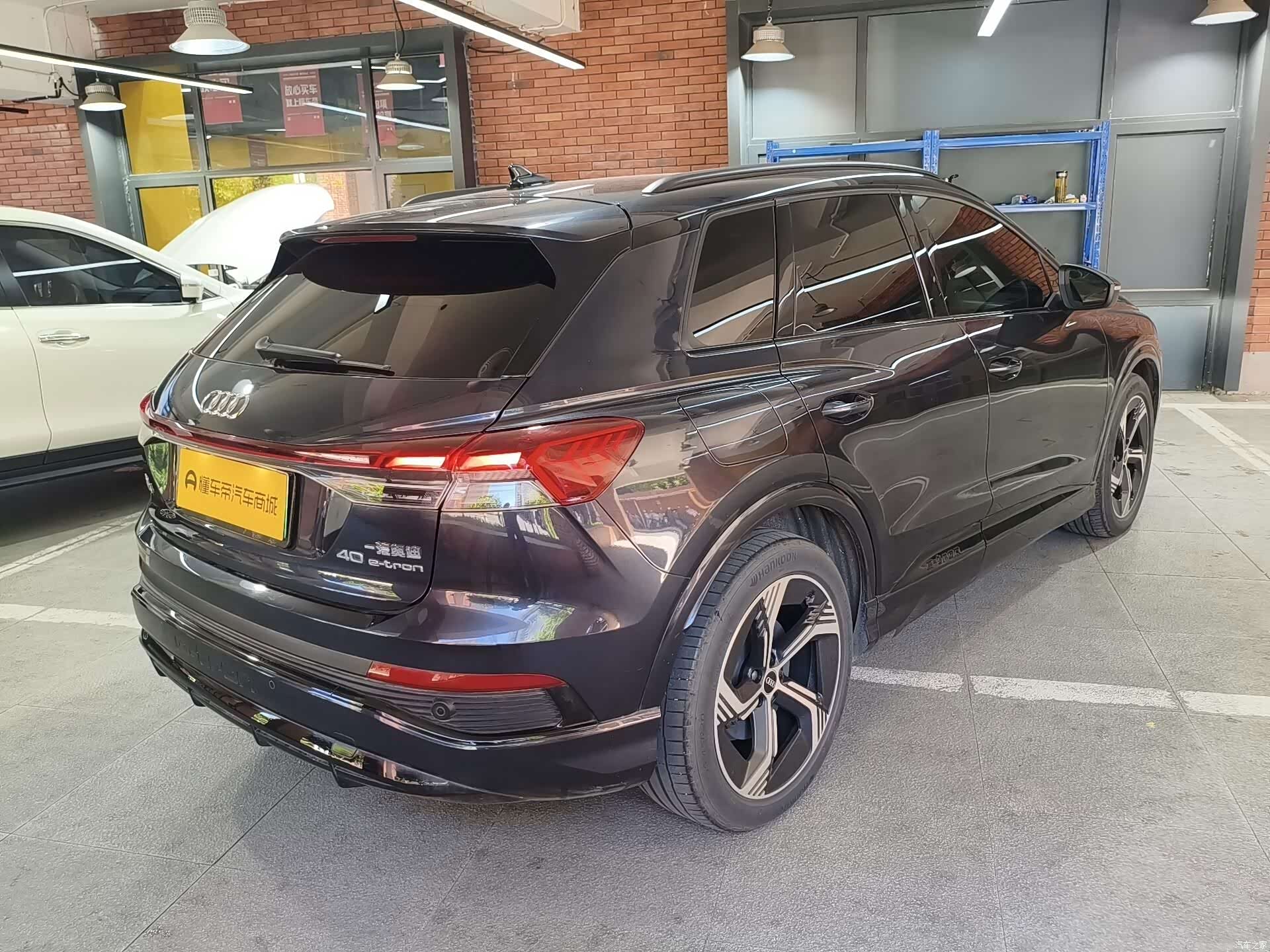 Audi Q4 e-tron, 2023 4