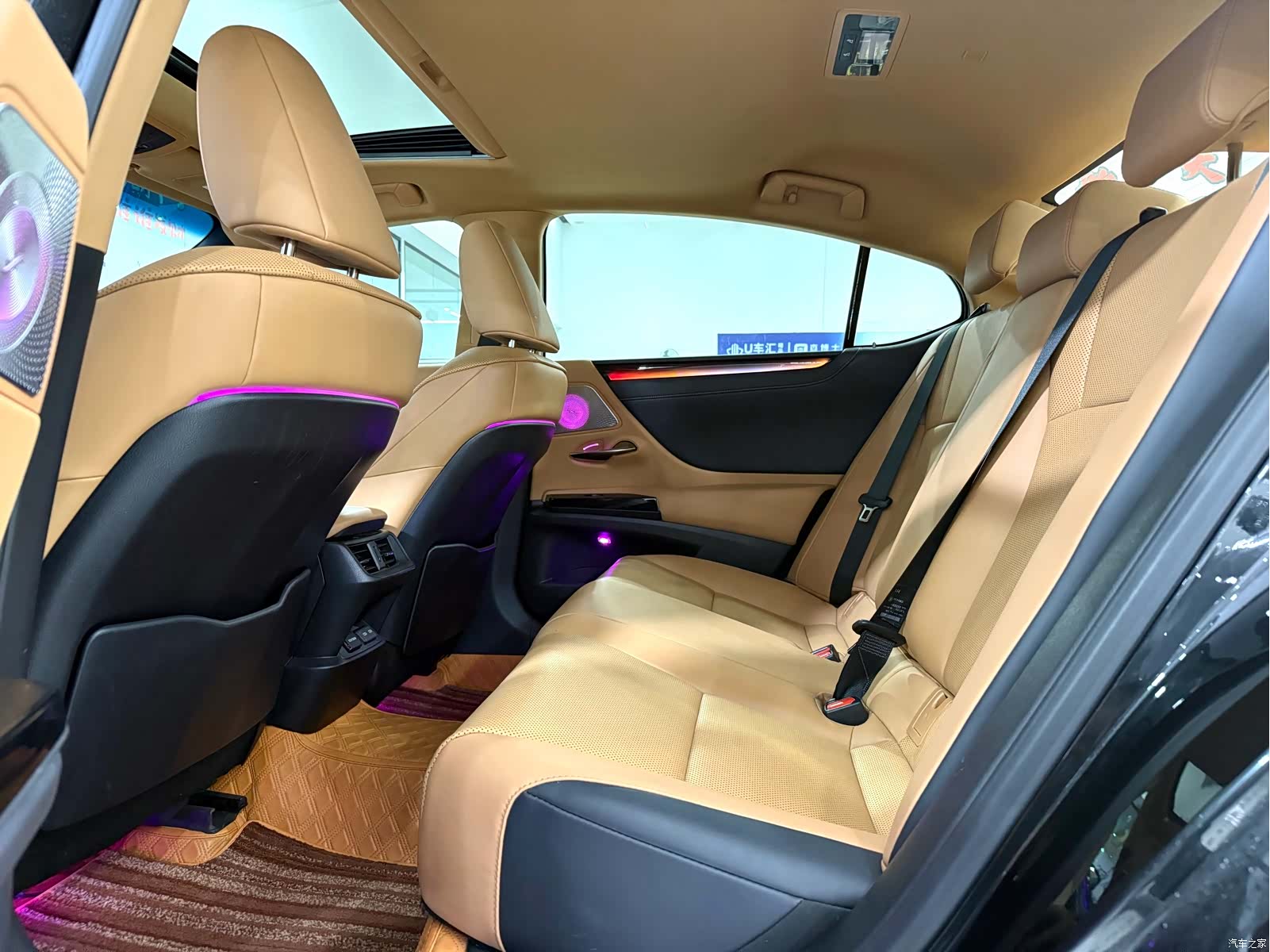 Lexus ES, 2022 6