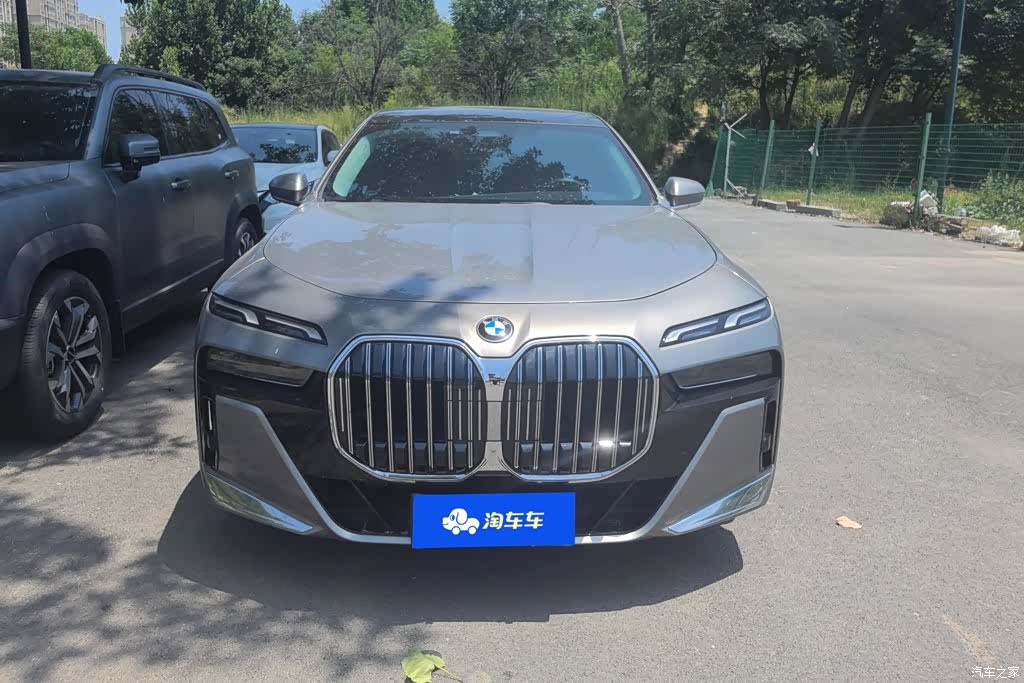 BMW 7 Series, 2024 2