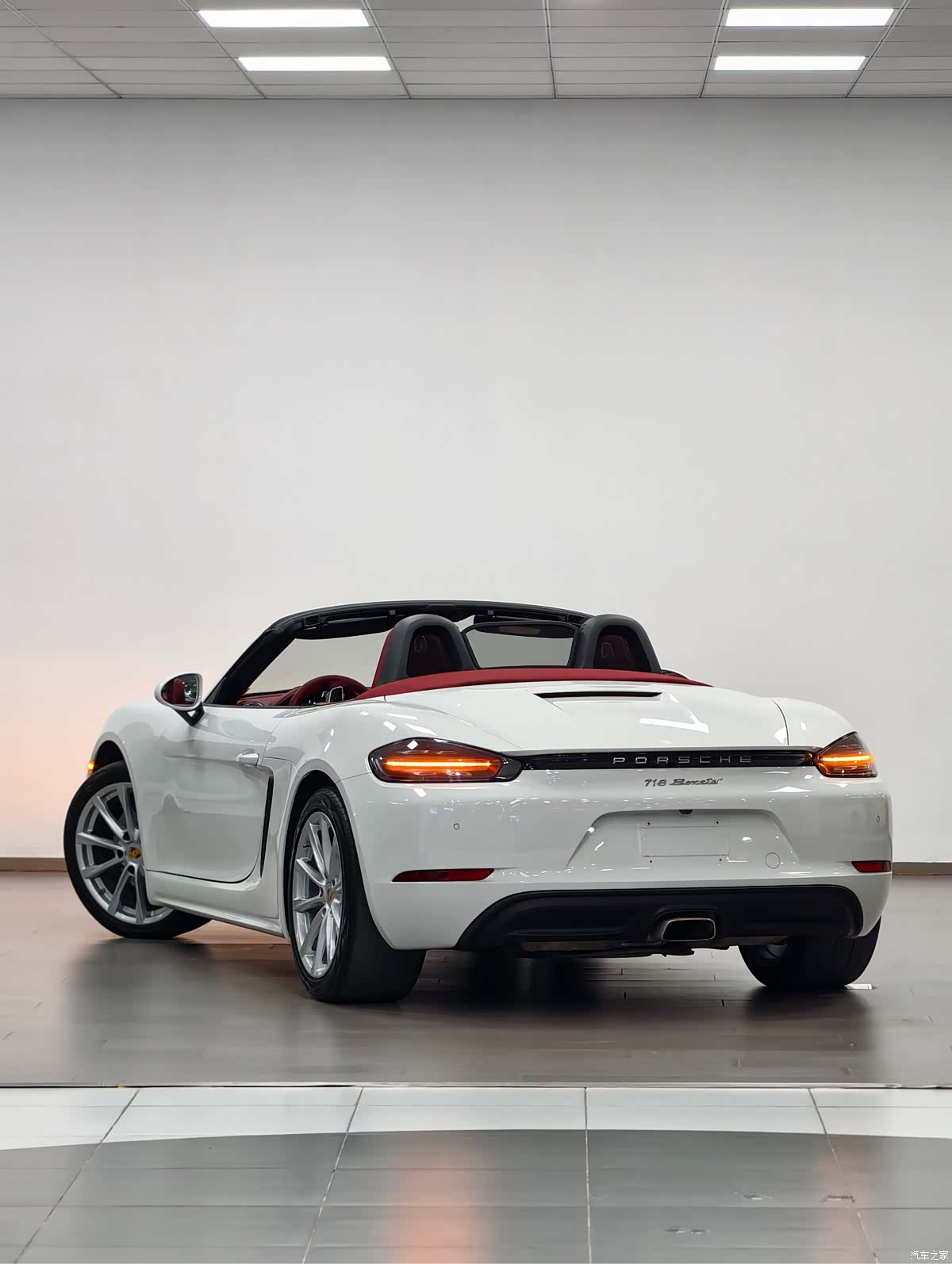 Porsche Boxster, 2017 3