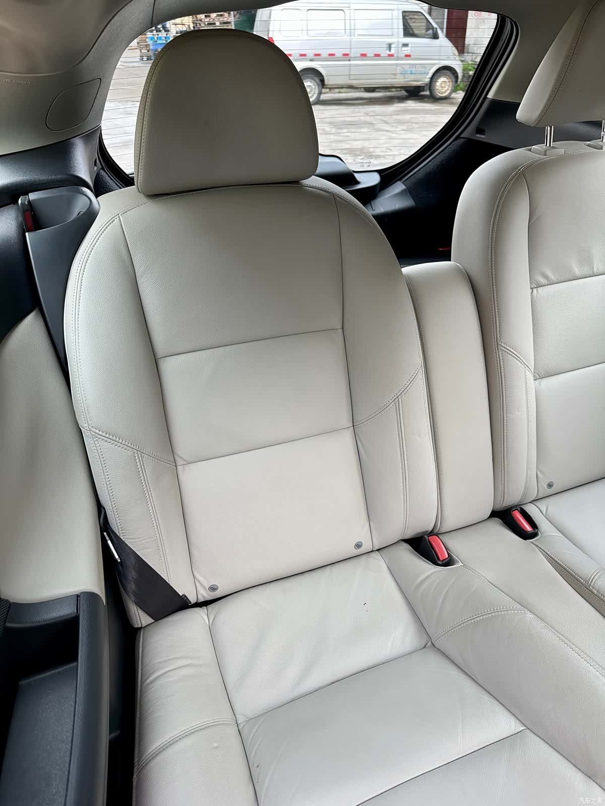 Volvo C30, 2013 51