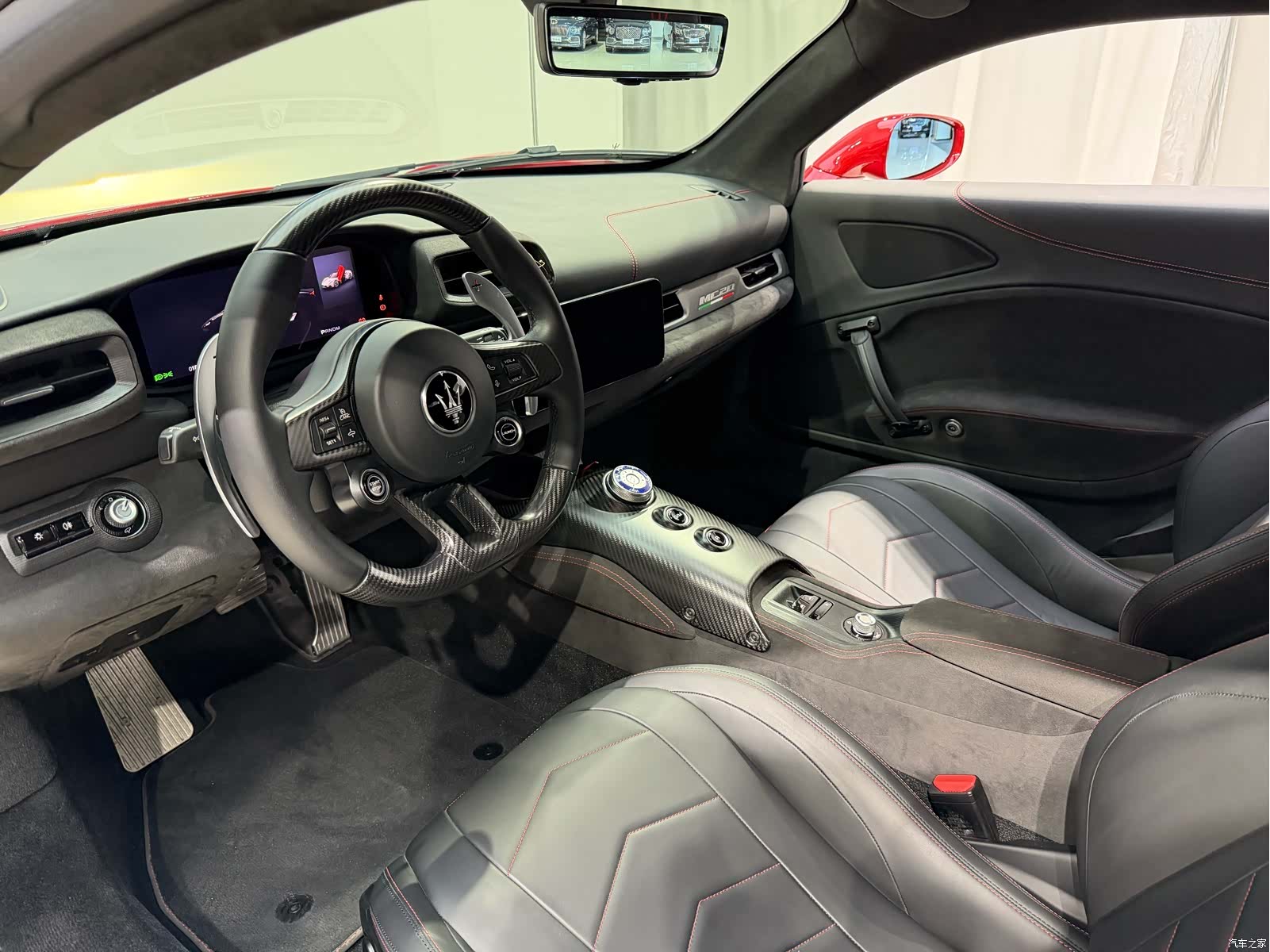 Maserati MC20, 2022 9