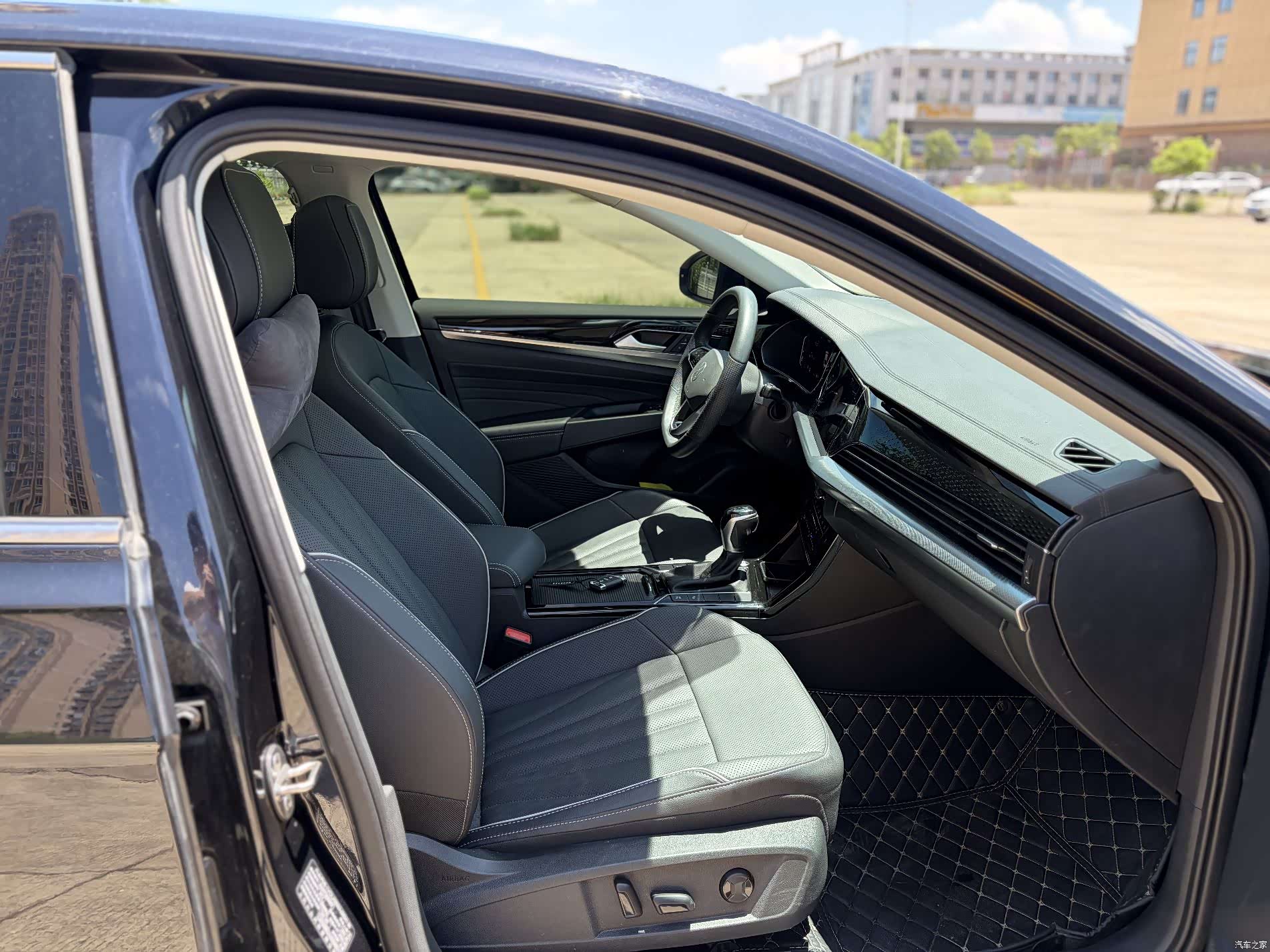 Volkswagen Passat, 2024 13