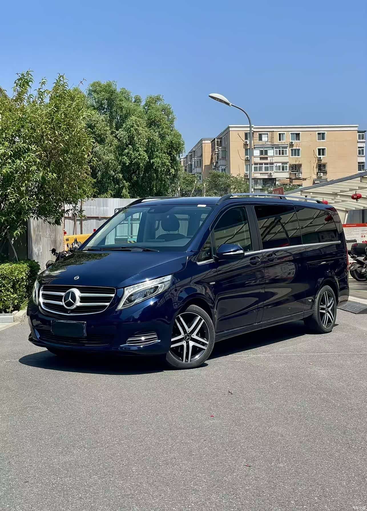 Mercedes-Benz V-Class, 2017 1