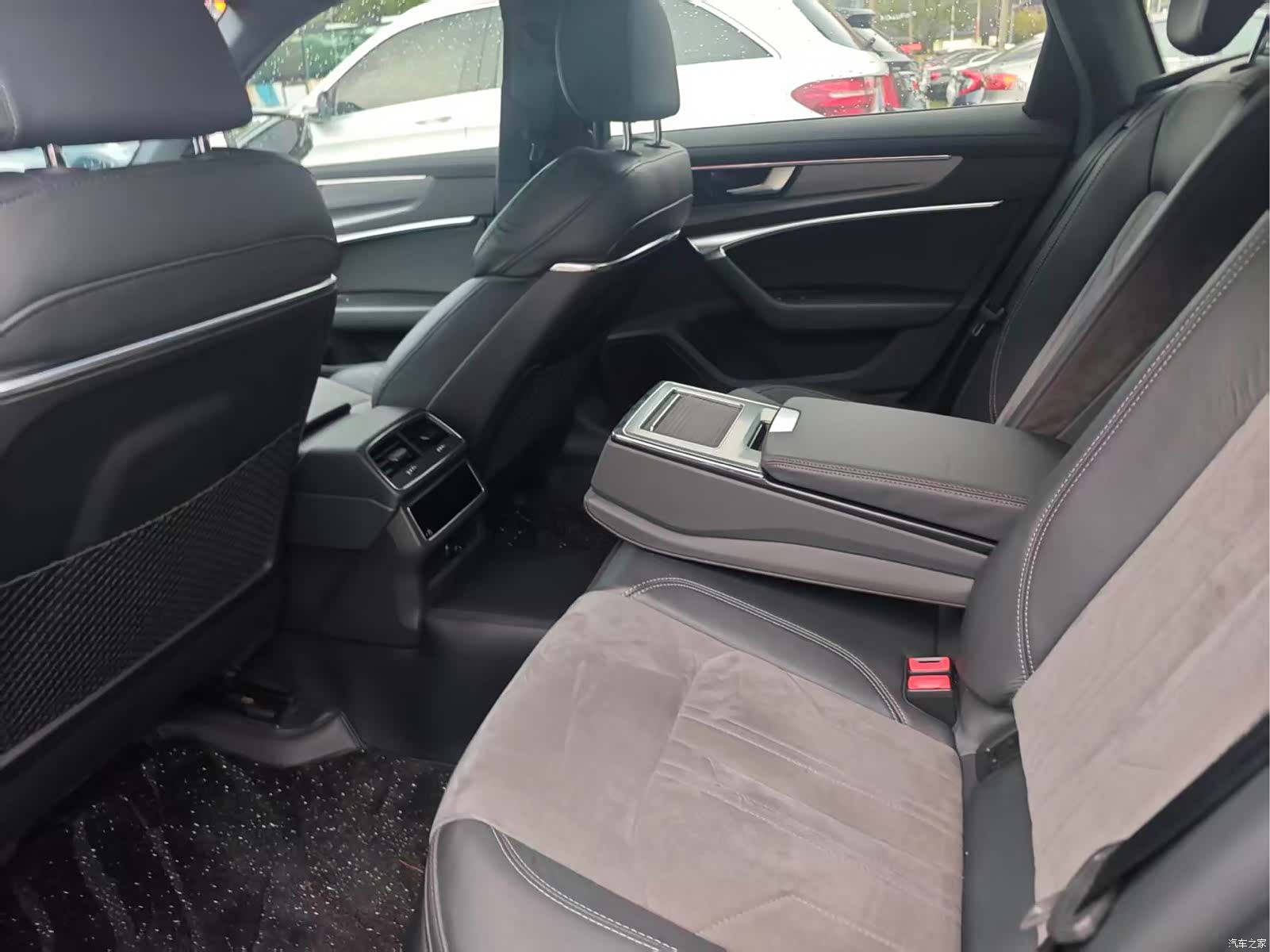 Audi A6L, 2020 11