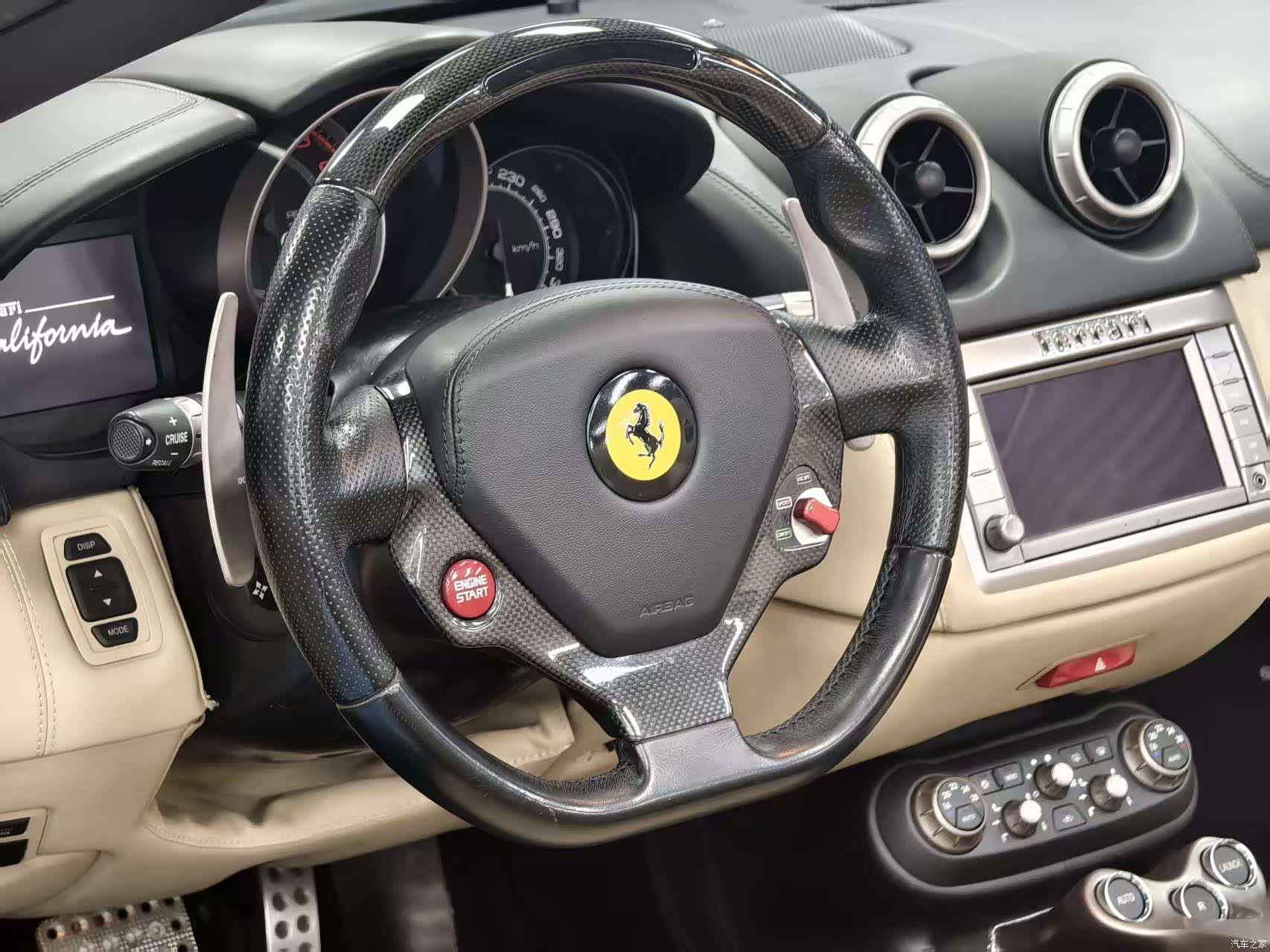 Ferrari California, 2013 15