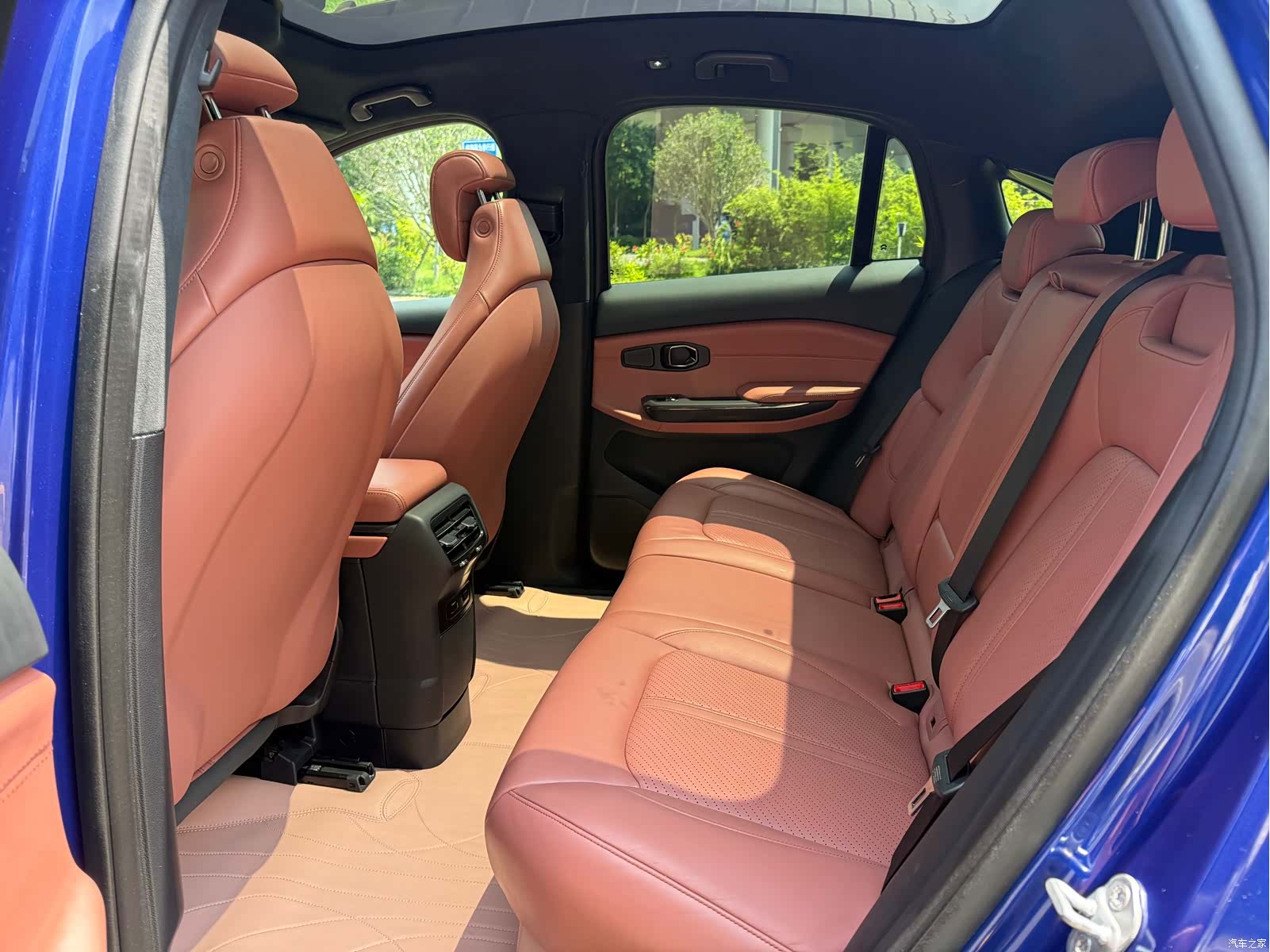 NIO EC6, 2021 11