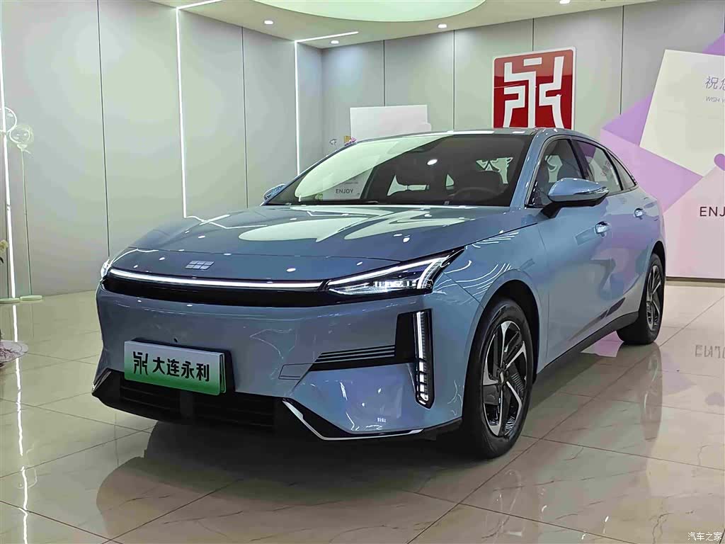 Geely Galaxy L6, 2025 1