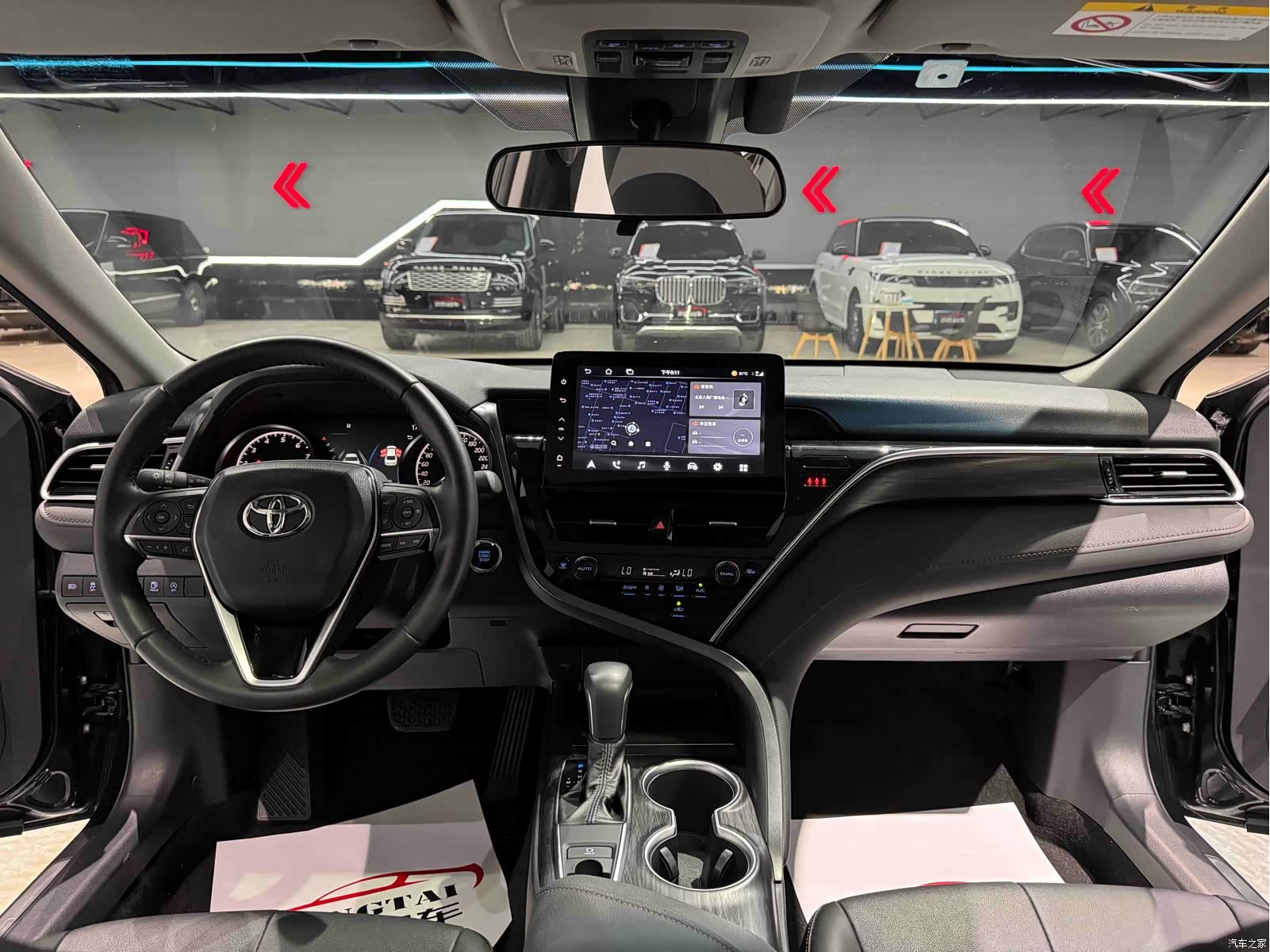 Toyota Camry, 2024 10