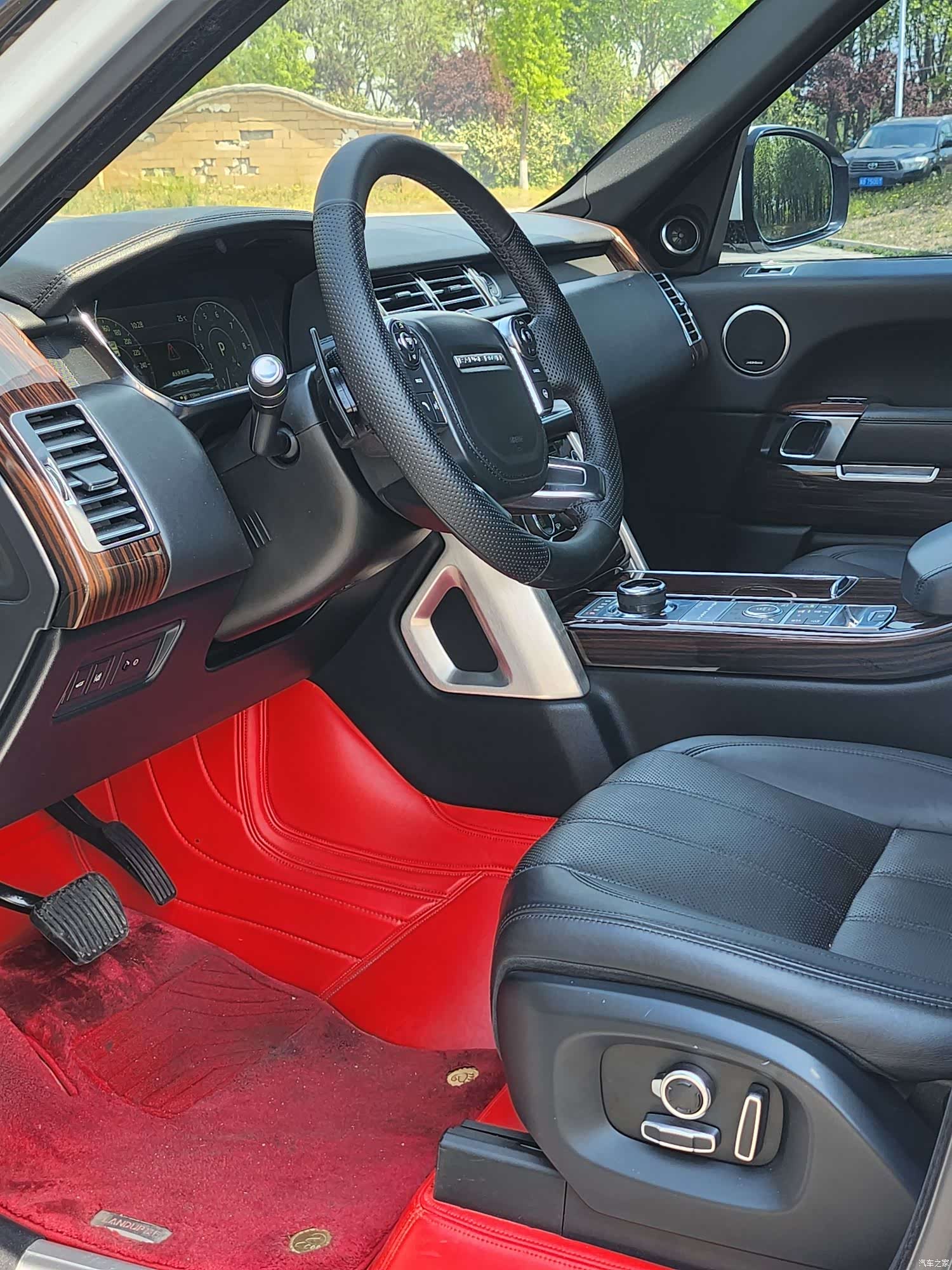 Land Rover Range Rover, 2019 все фото