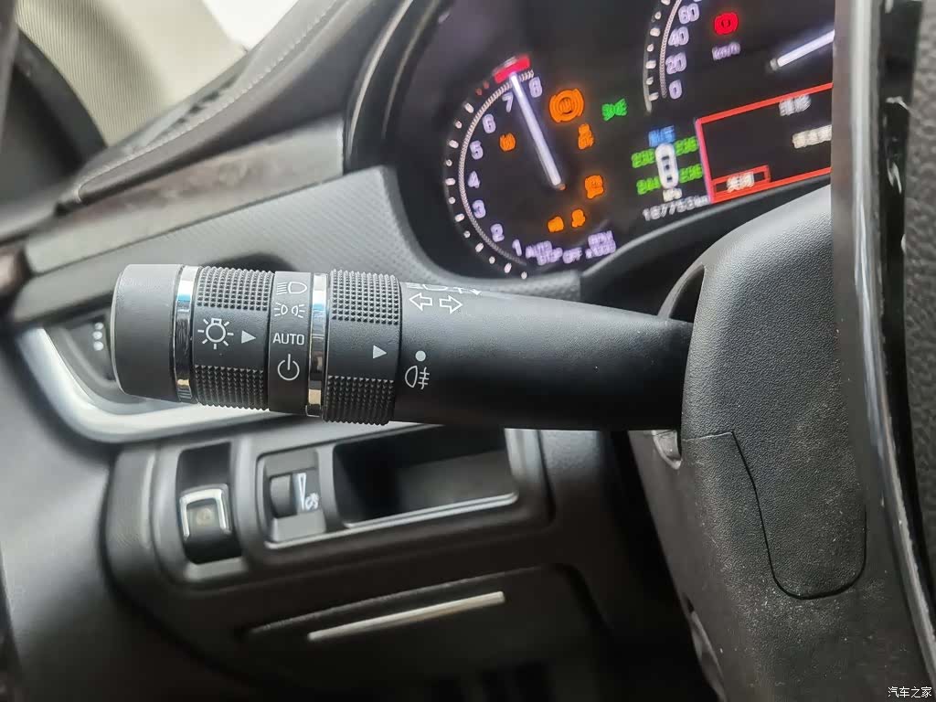 Cadillac XTS, 2018 21